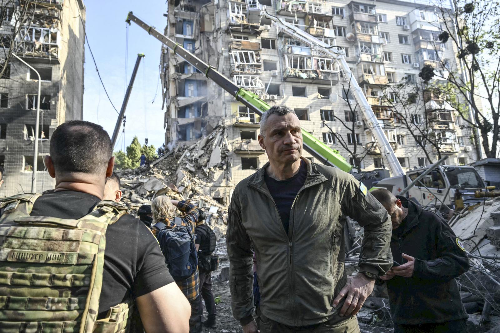 Zelenszkij-Klicsko hatalmi harc súlyosbítja az orosz támadás alatt álló Kijev válságát