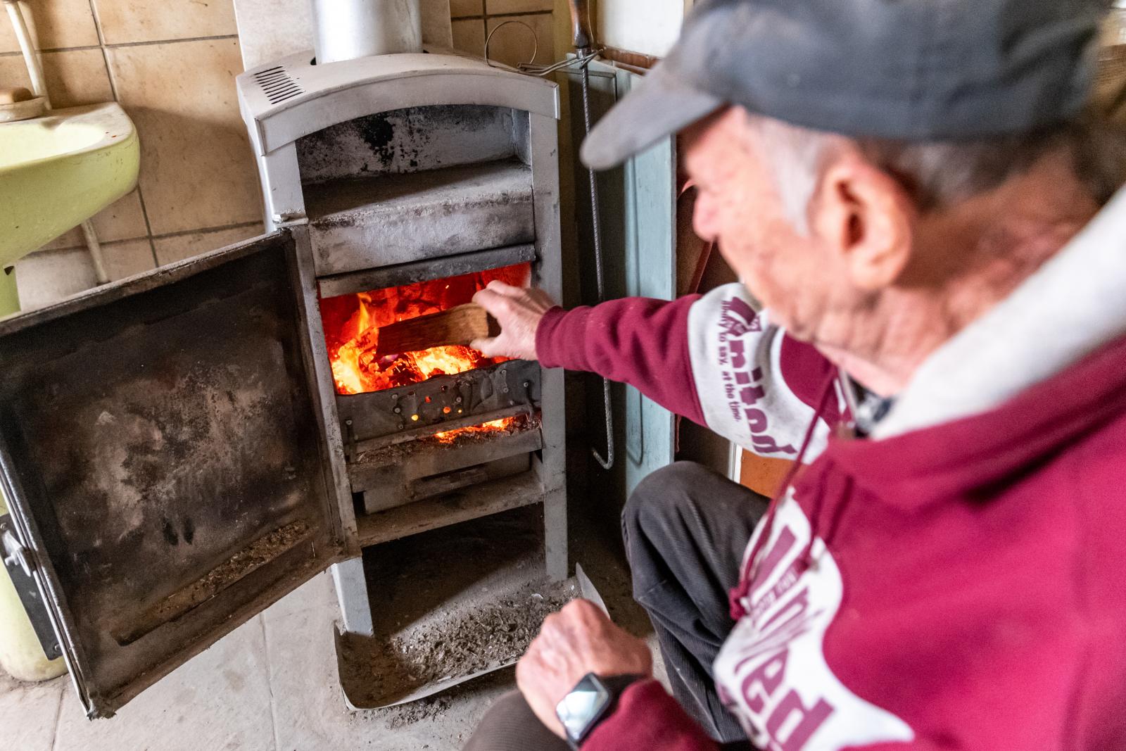 Elbaltázott tüzelőakció: a pótfaosztás csak egy kapkodó, érdemi segítséget nem nyújtó kormányzati PR-kampány