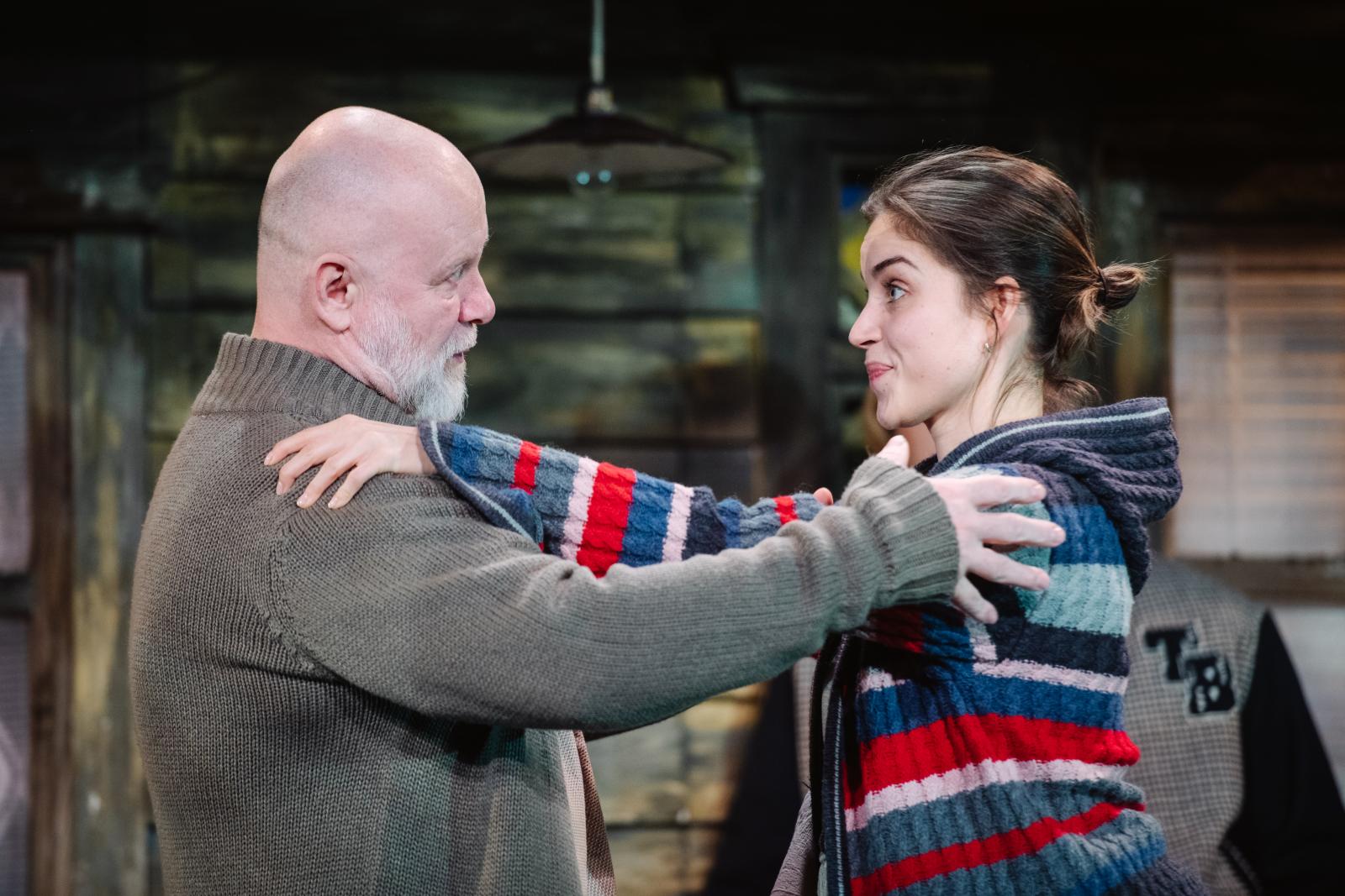 Három embert gyanúsít a rendőrség a Nemzeti Színházban történt baleset miatt