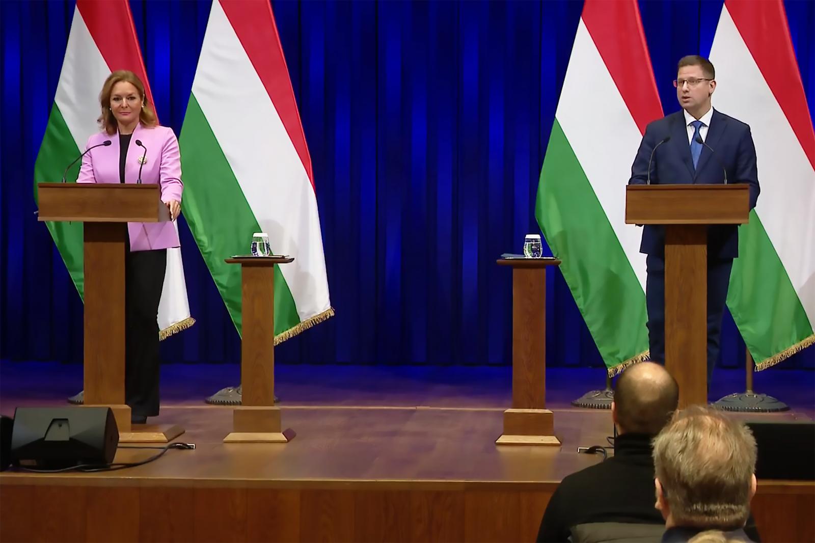 Jön a rezsistop, de a részletek csak a jövő héten – Kormányinfó percről percre