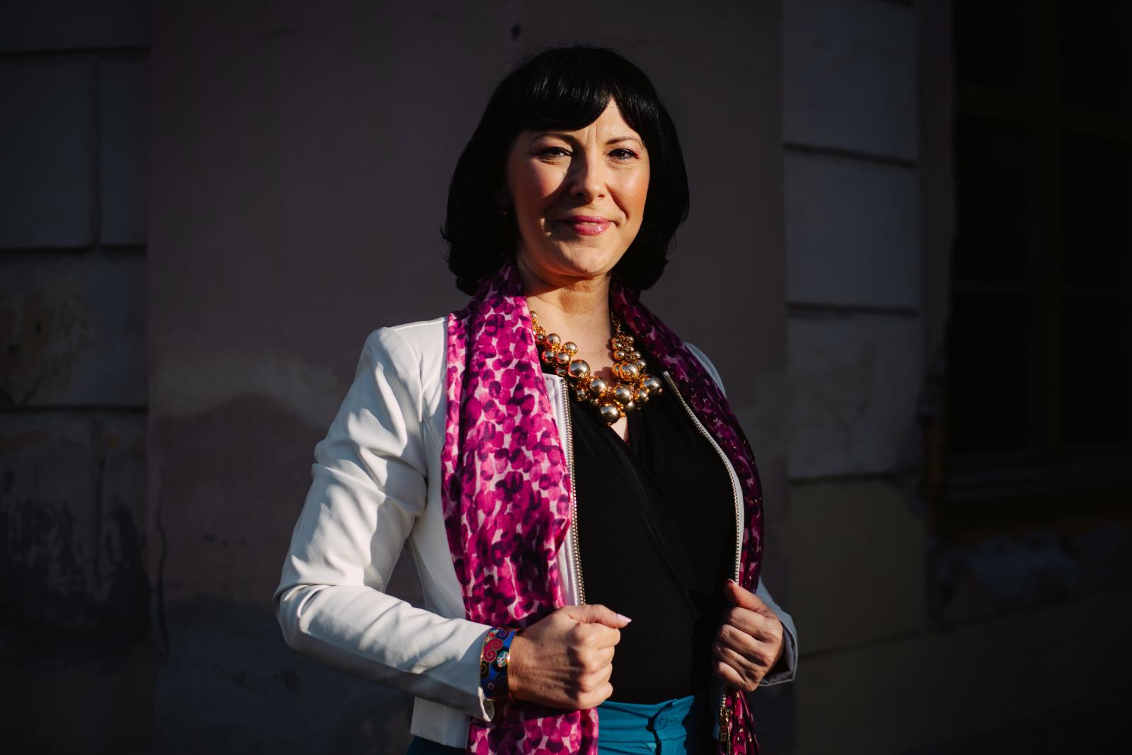 Gulyás Gergely nagy nyilvánosság előtt elkövetett rágalmazásért feljelentette Perintfalvi Ritát