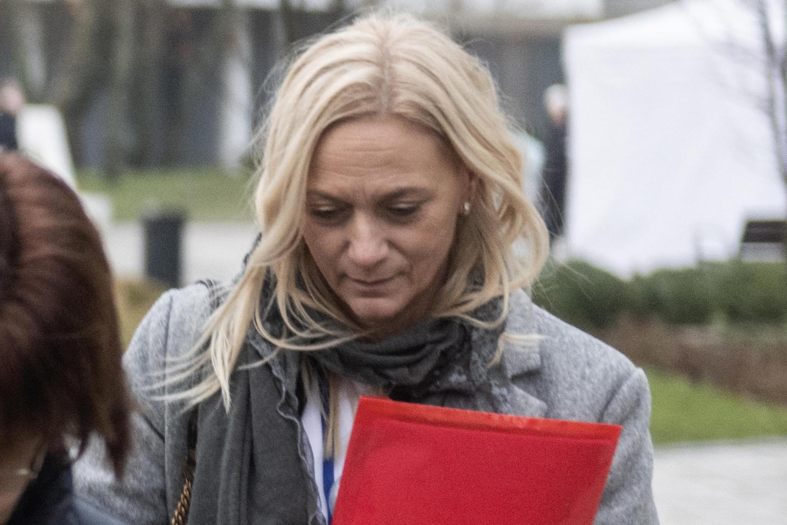 Új pozíciót kapott Marosi Beatrix, aki polgári engedetlenség miatt sorra rúgta ki a gimnáziumi tanárokat