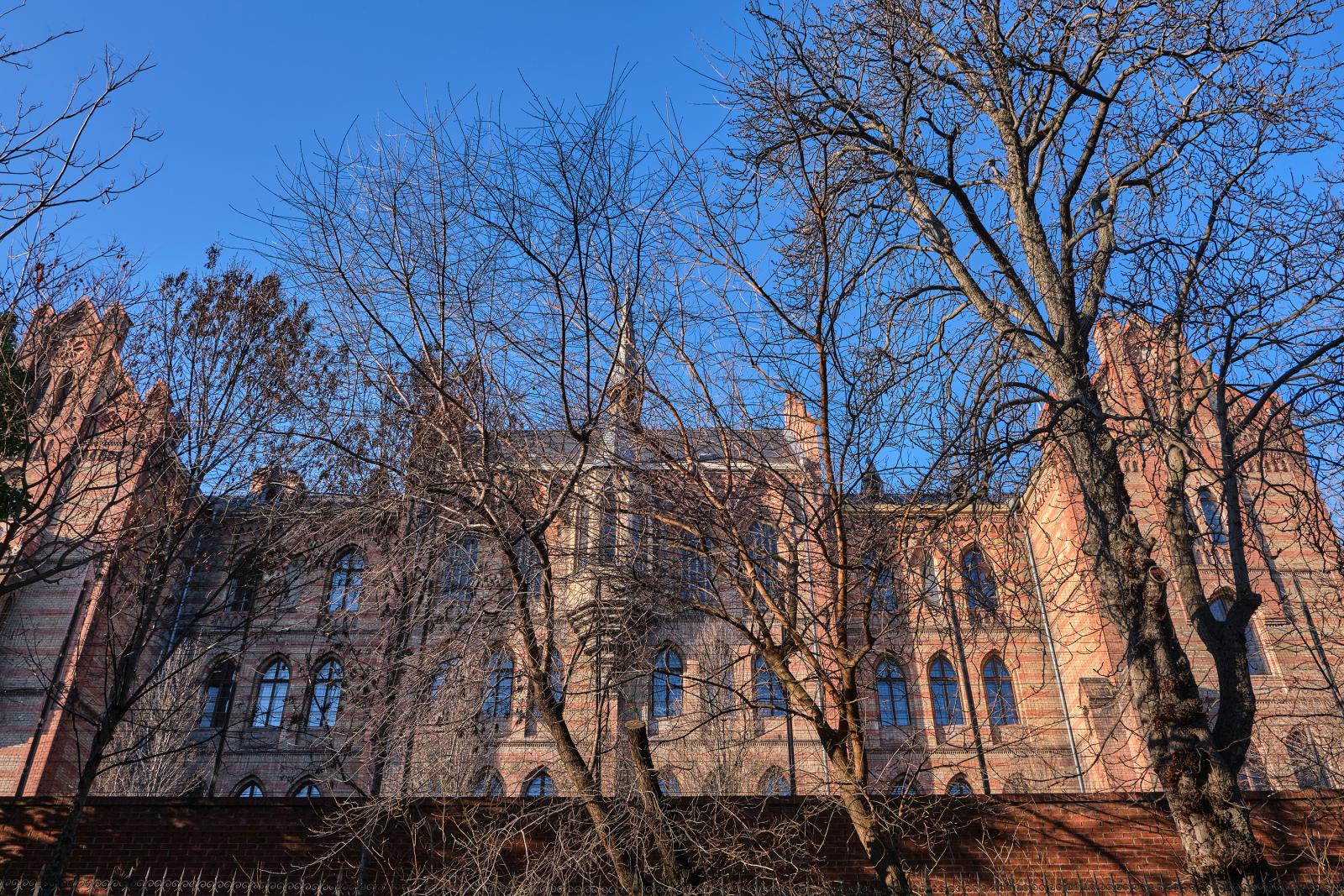 A Belügyminisztérium szerint érvénytelen volt a Toldy igazgatójának pályázata, de nem részletezte, hogy pontosan miért