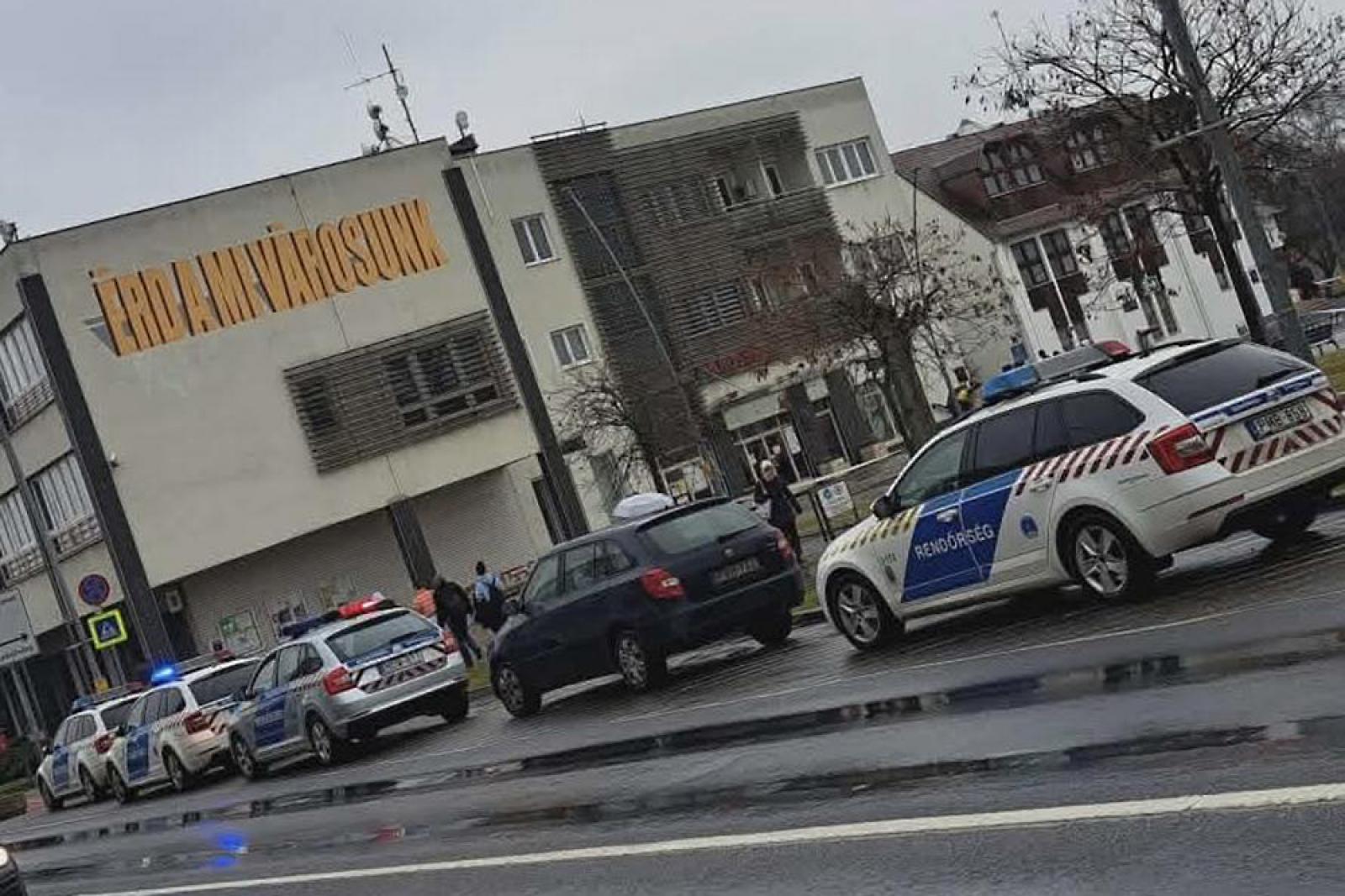 Bombariadó van az érdi városházán, megfenyegették az ukrán nemzetiségi önkormányzatot