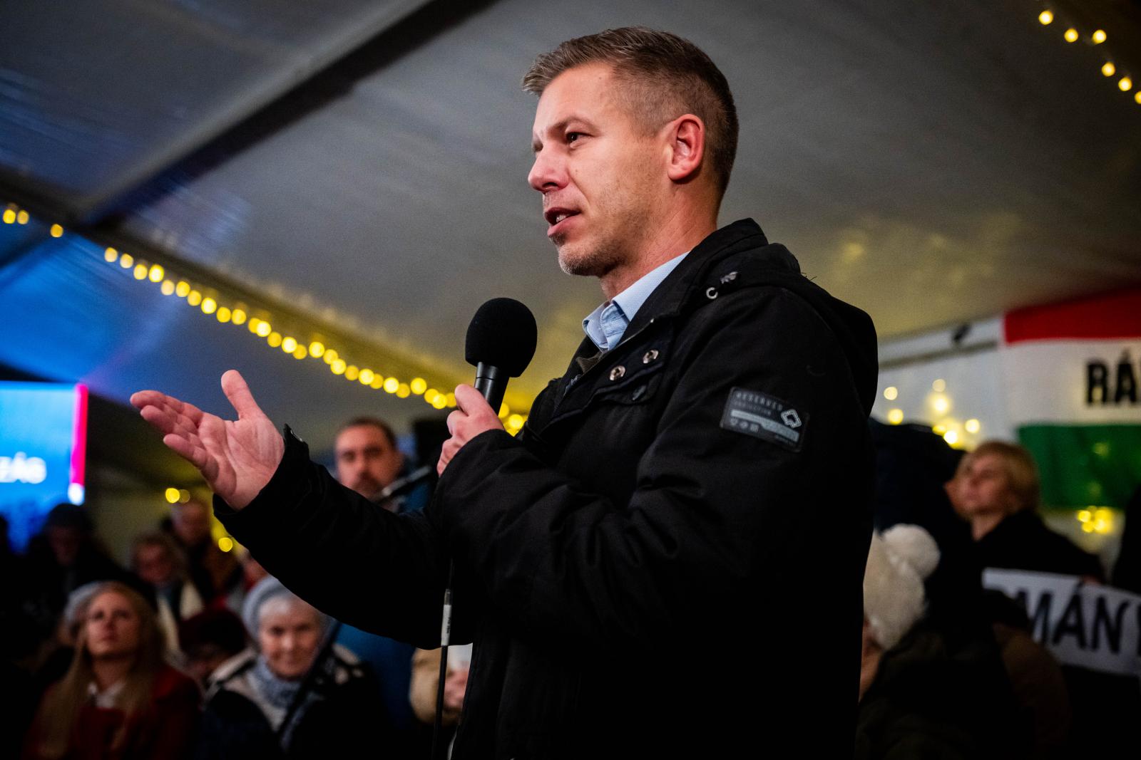 Magyar Péter: Lebukott a hírhamisító Index