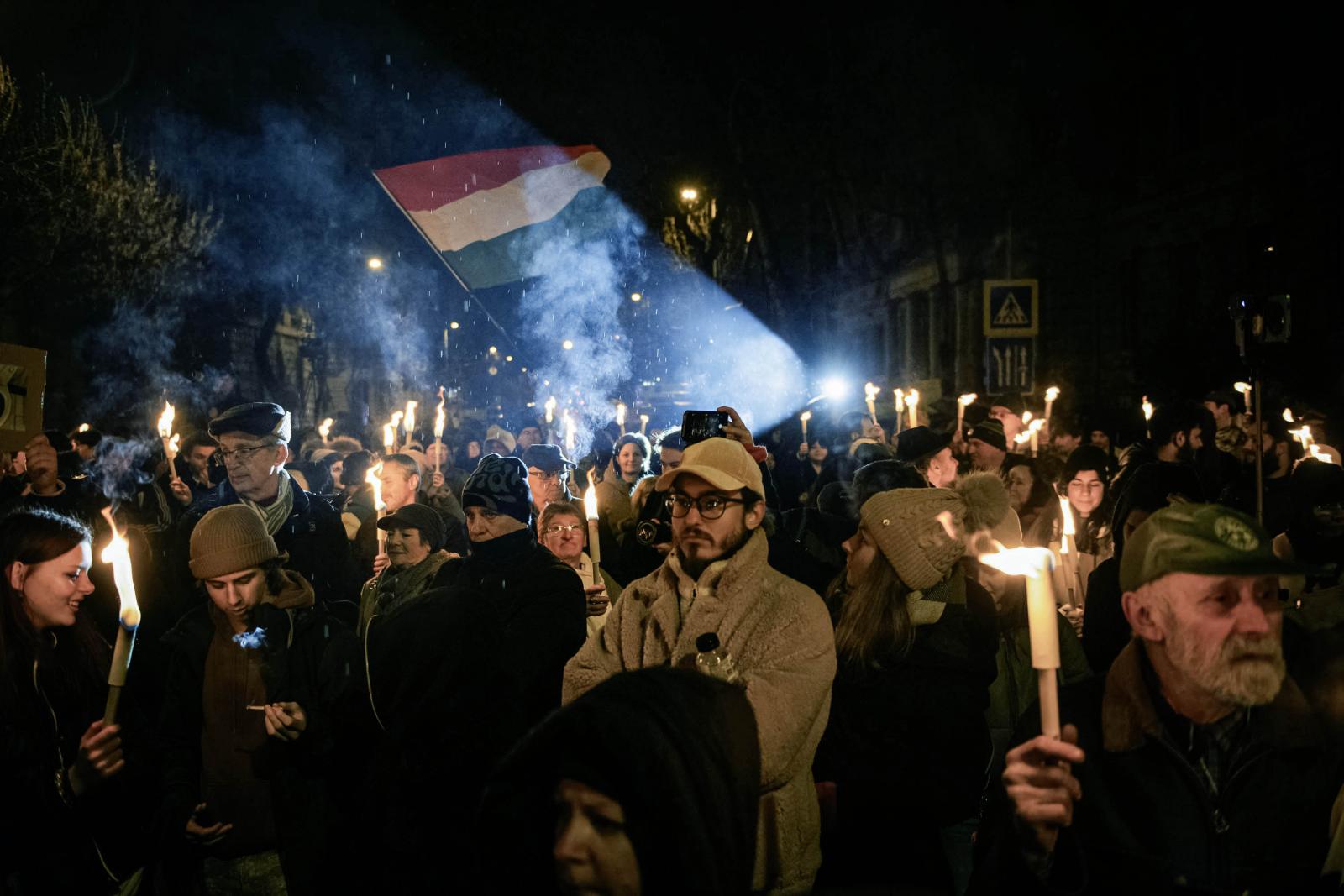 „Szisztematikusan leépítik az egész társadalmat, és mindig a cigányokkal kezdik”