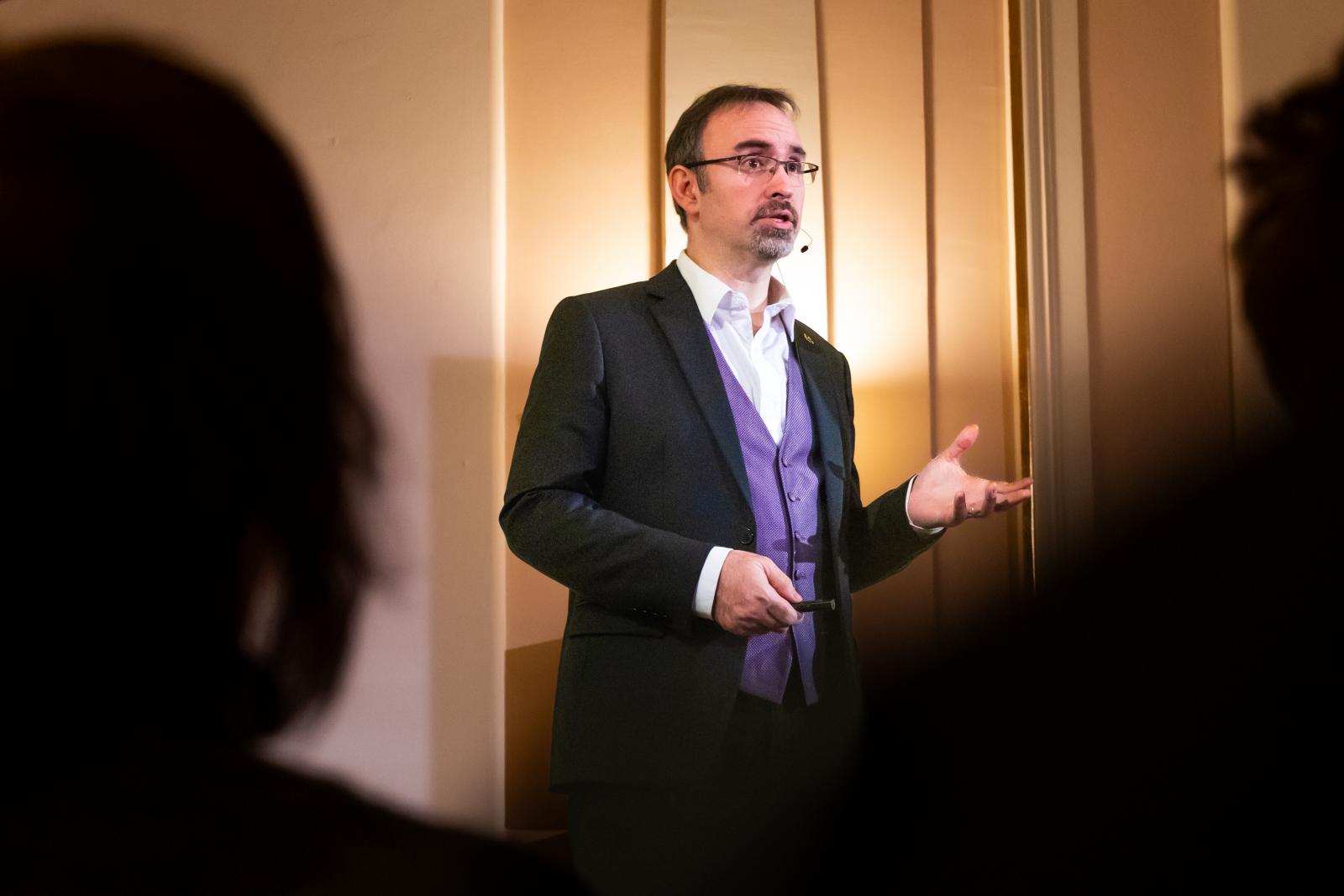 Hiedelmek, hagyományok a varázslásra, avagy mit meg nem tennénk a szerelemért