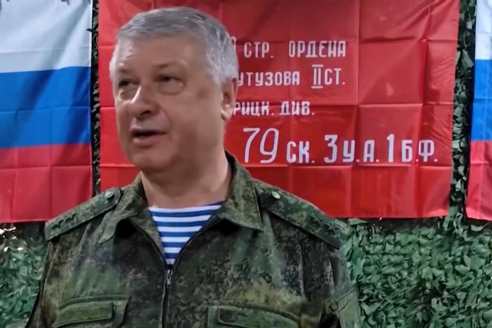 Két embert elfogtak az orosz katonai titkosszolgálat parancsnokhelyettese elleni merénylet után