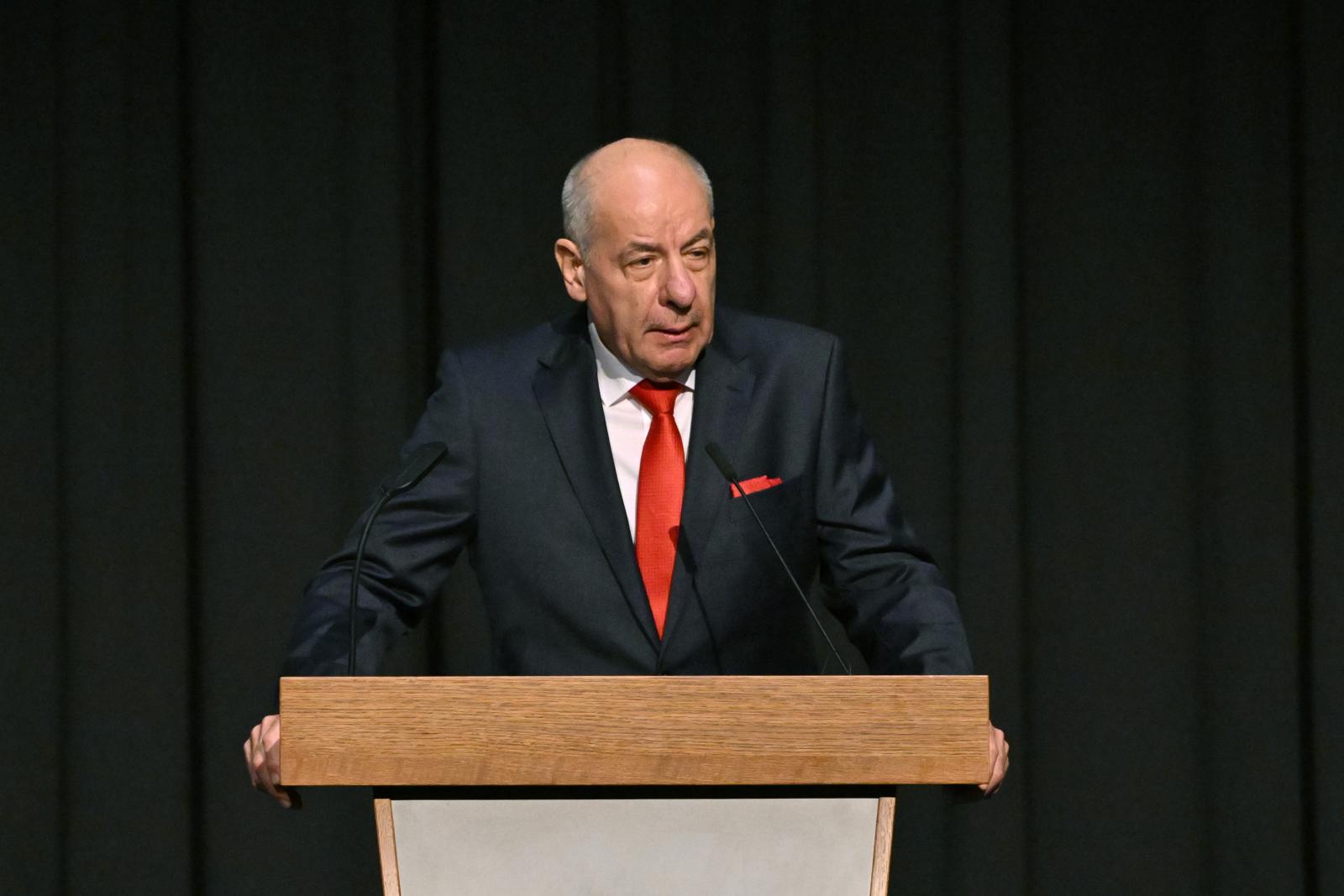 Sulyok Tamás hivatala előbb mellébeszélt, majd elnémult, amikor az Orbán-kormány jogállam alapjait sértő rendeletéről kérdezték