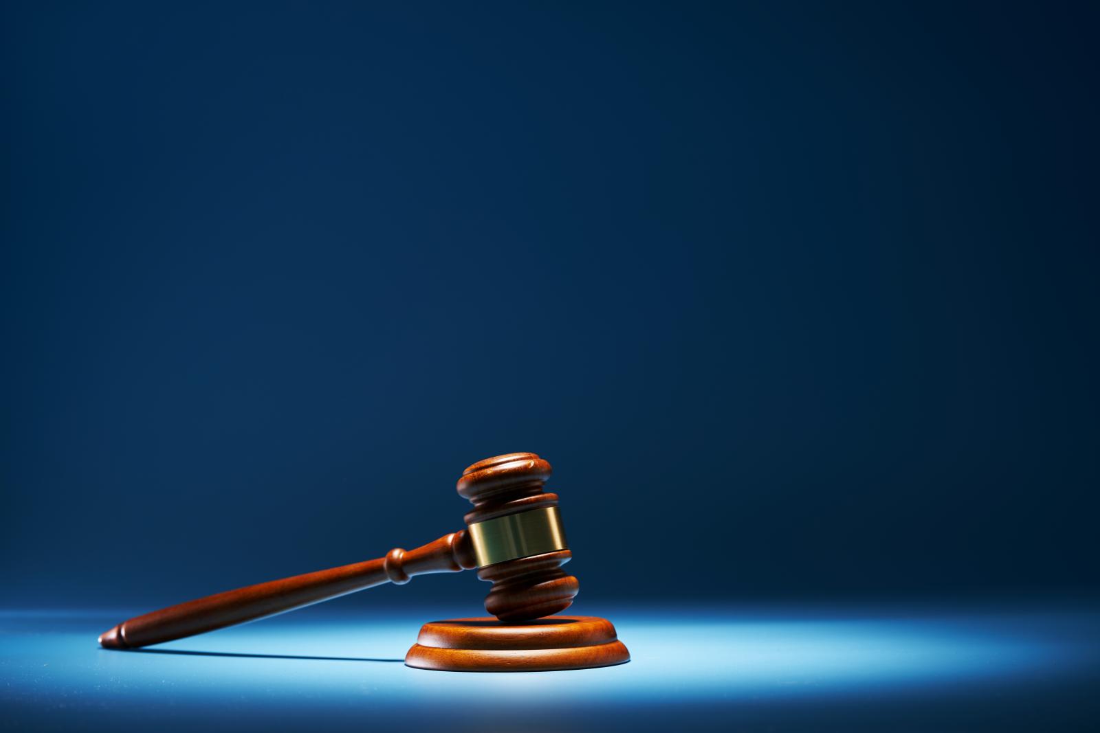 Kenőpénz elfogadásáért öt év börtönt kapott a szekszárdi szociális központ korábbi igazgatója