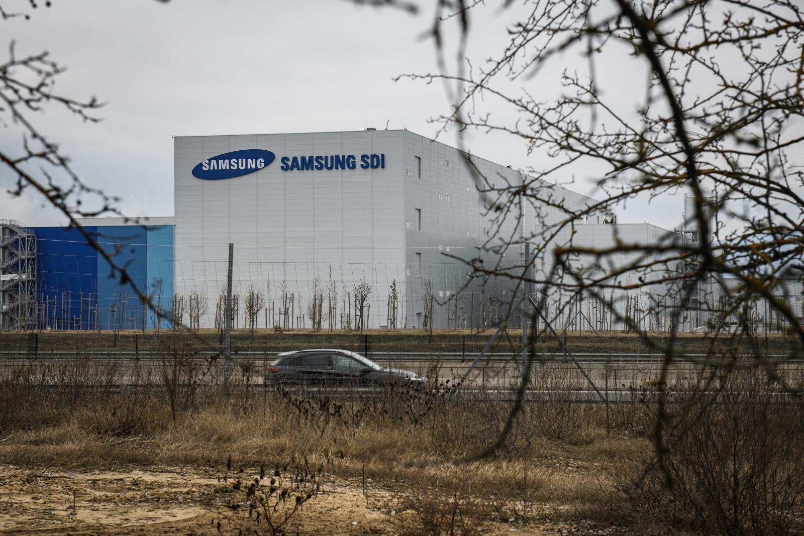 Elindították a nyomozást a mindent és mindenkit mérgező gödi akkugyár ügyében