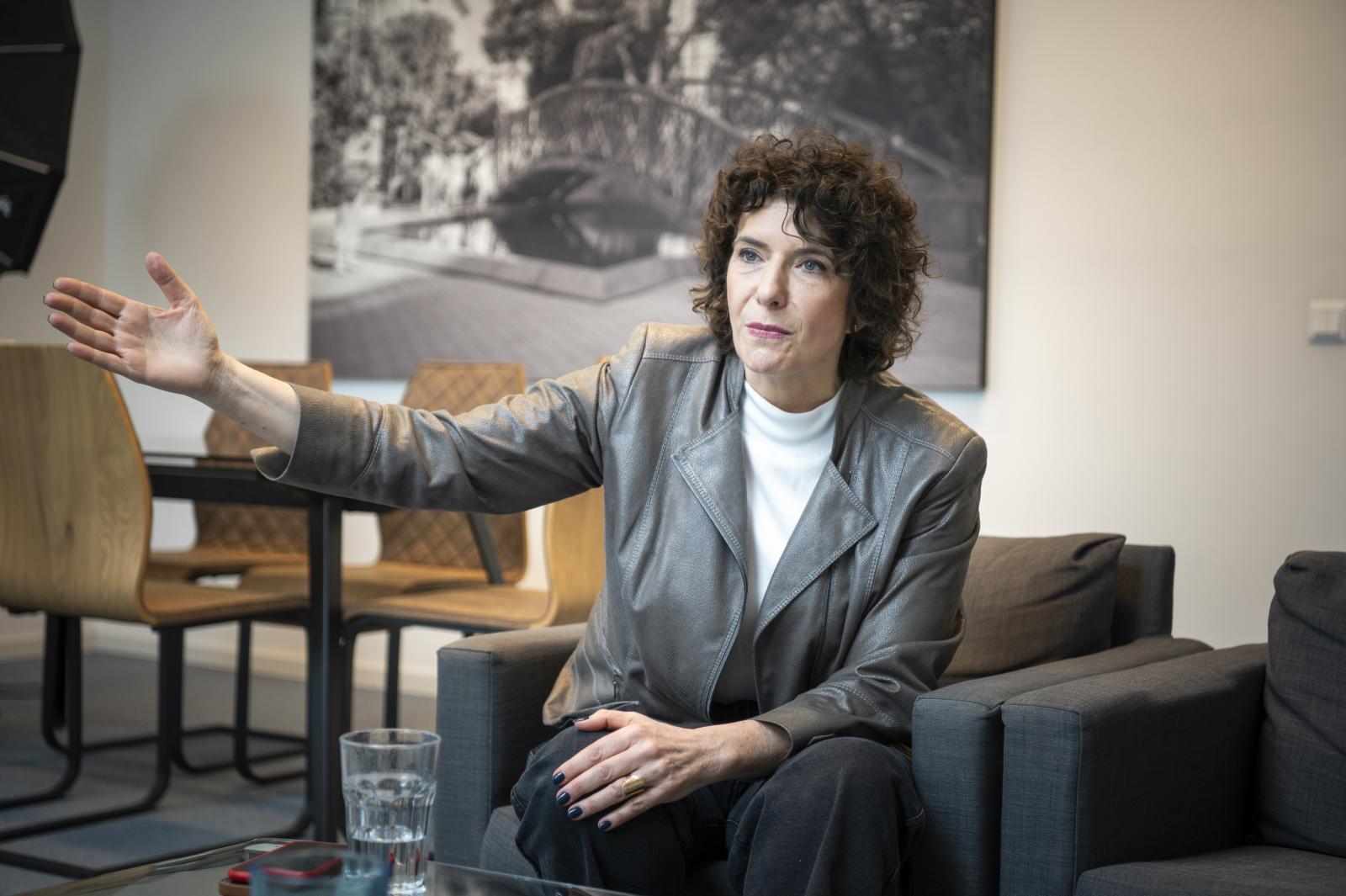 Dobrev Klára: A fideszesek szerint rendben van a szexuális erőszak, ha az áldozat nem képes ellenállni, mert a sokktól lefagy