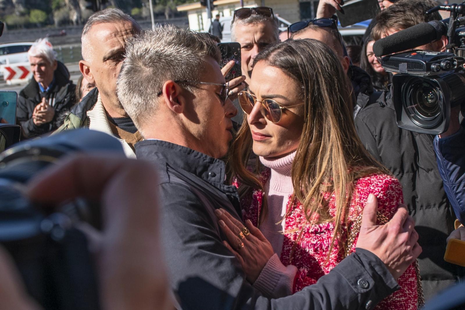 „Ha a videón valóban csak konszenzuális együttlét látható, az egy abszolút semmi, sőt konkrétan visszájára sülne el és a Tiszát erősíthetné”