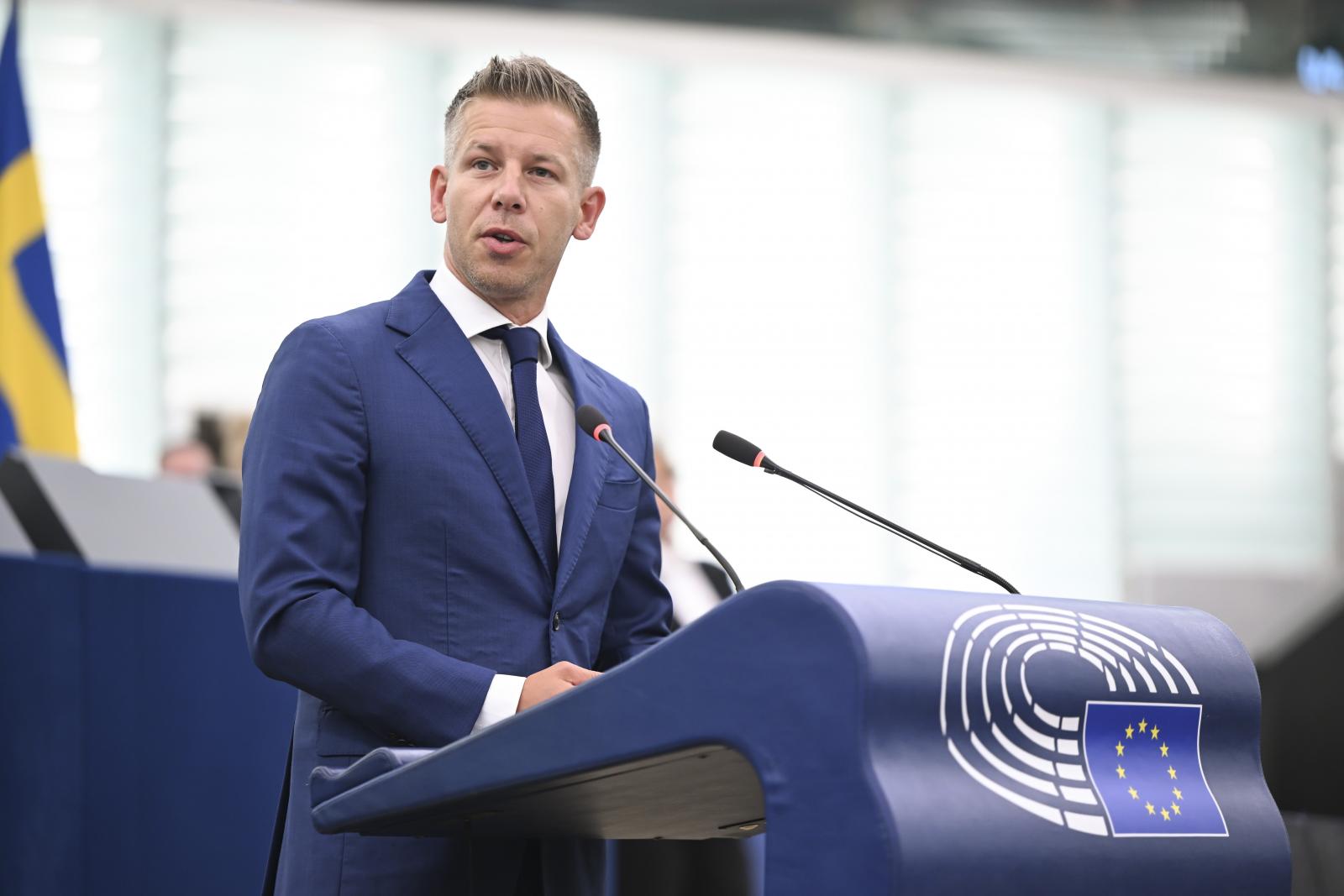 Magyar Péter pénteken Donald Tusk lengyel kormányfővel, szombaton Friedrich Merz német kancellárral tárgyal Münchenben