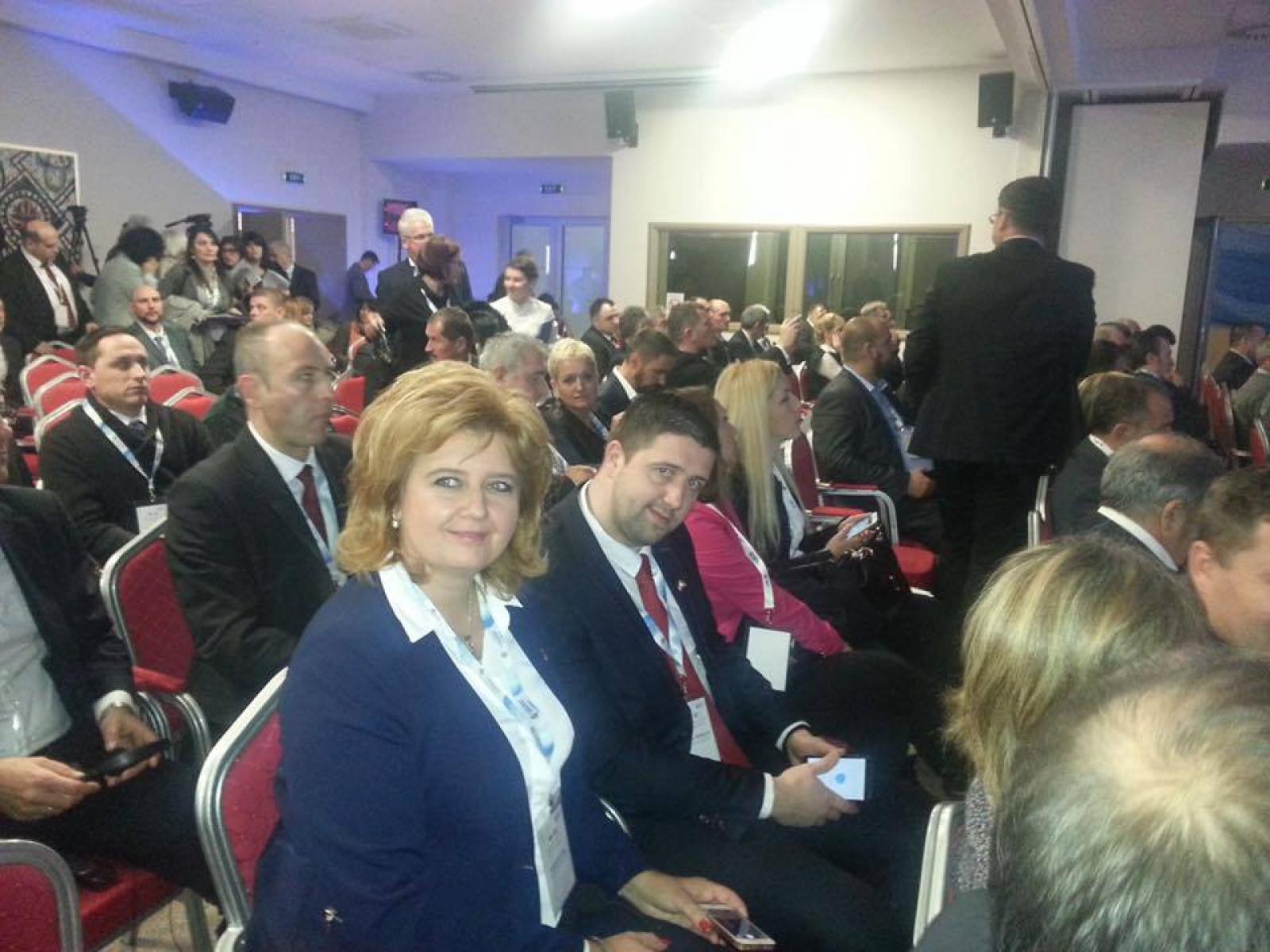 Kelei Zita, a Wind-Electric marketing igazgatója a szerb-magyar gazdasági fórumon Nisben, 2019-ben