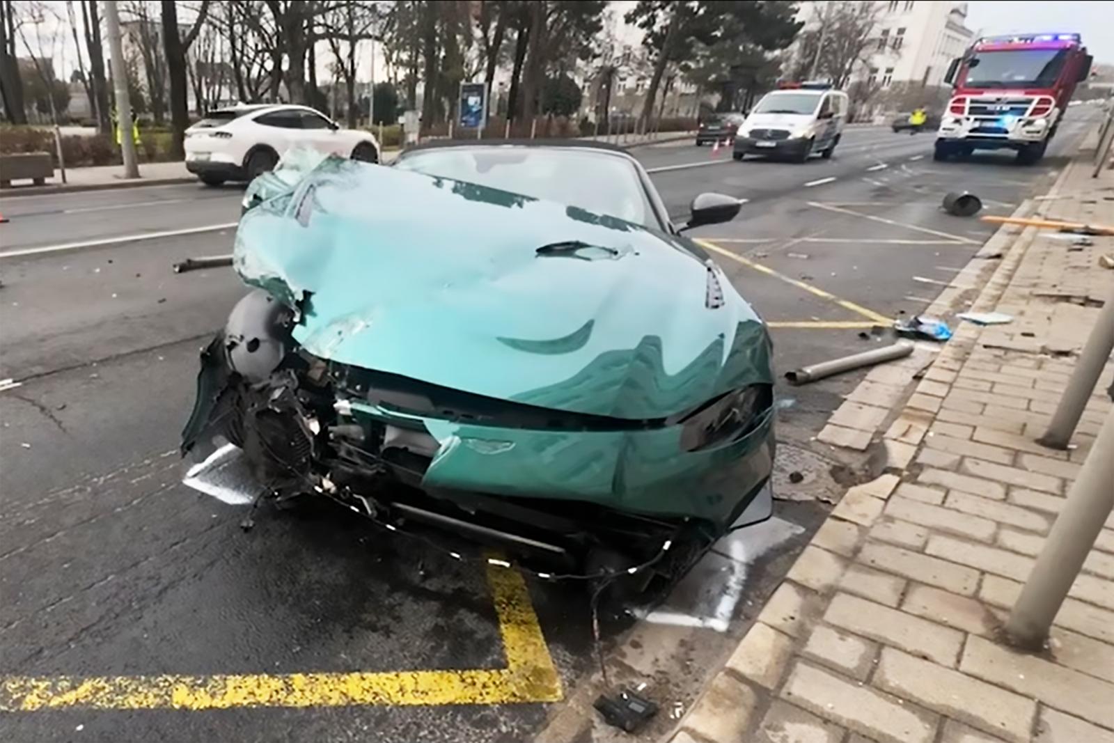 Bűnügyi felügyeletbe kerül a győri luxusautós gázoló