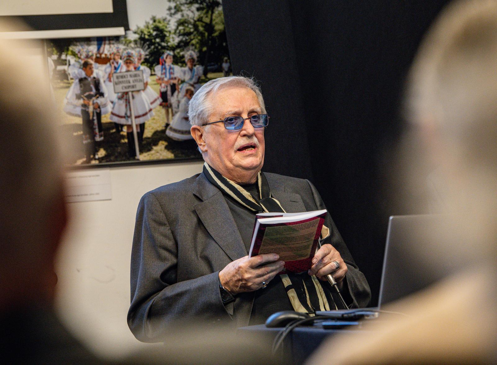 Szabadzene jelenidőben