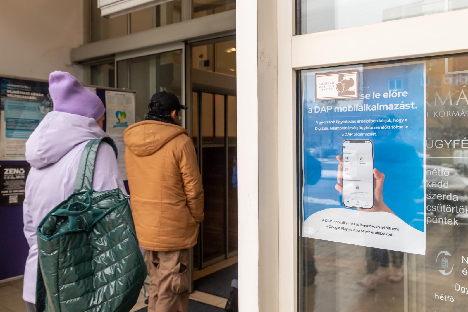 A Tiborcz Istvánhoz közeli FaceKomnak is leesett néhány állami milliárd a DÁP-os arcfelismerő rendszerért