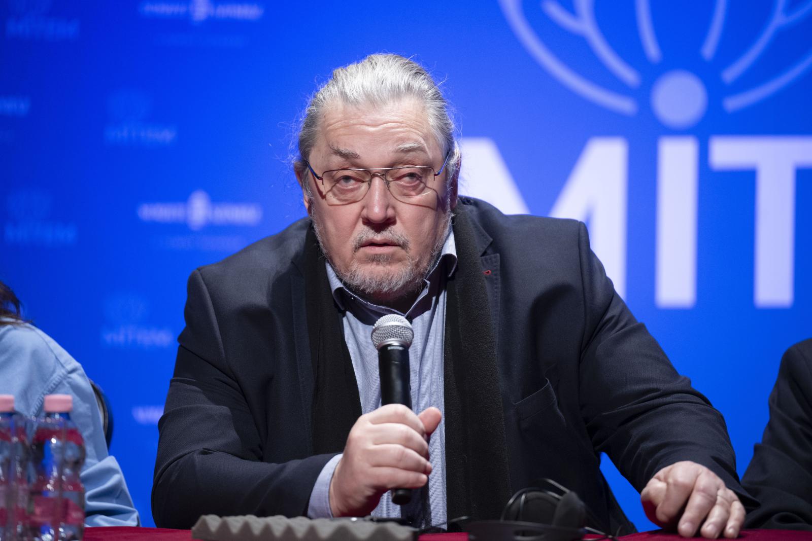 Vidnyánszky Attila: Nyugatról egyre nehezebb vendégelőadást hívni, az ottani előadások gyakran politikai harcszíntérré teszik a színházat