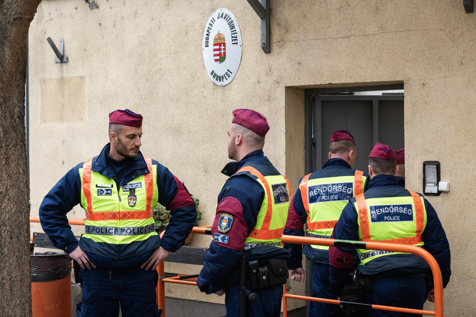 Kiskorúak házasságkötését is vizsgálják a Szőlő utcai javítóintézet korábbi igazgatója ellen folyó nyomozásban