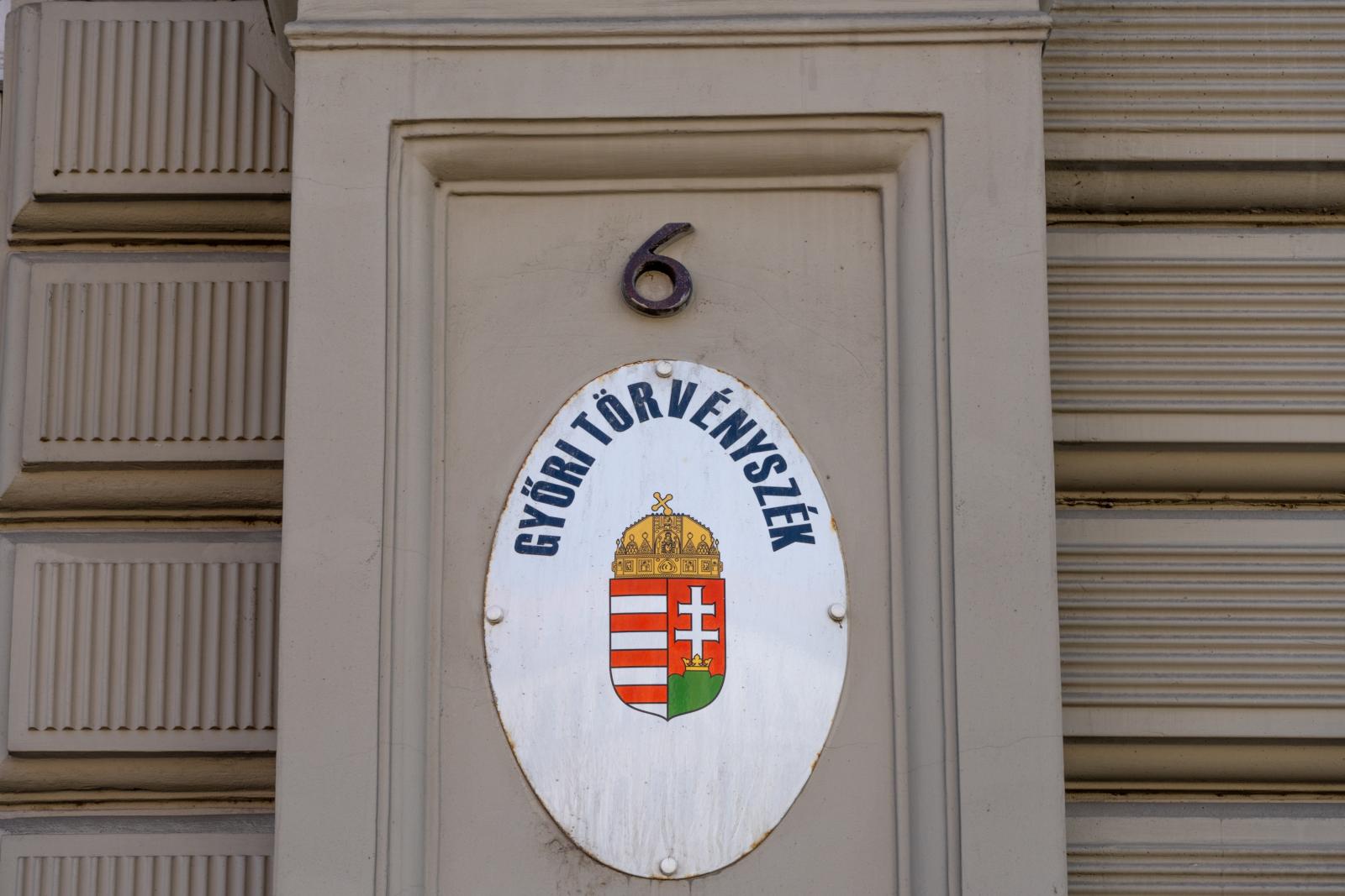 Nem érte befolyás a bírói döntést az Aston Martin-os gázoló ügyében a Győri Törvényszék elnöke szerint