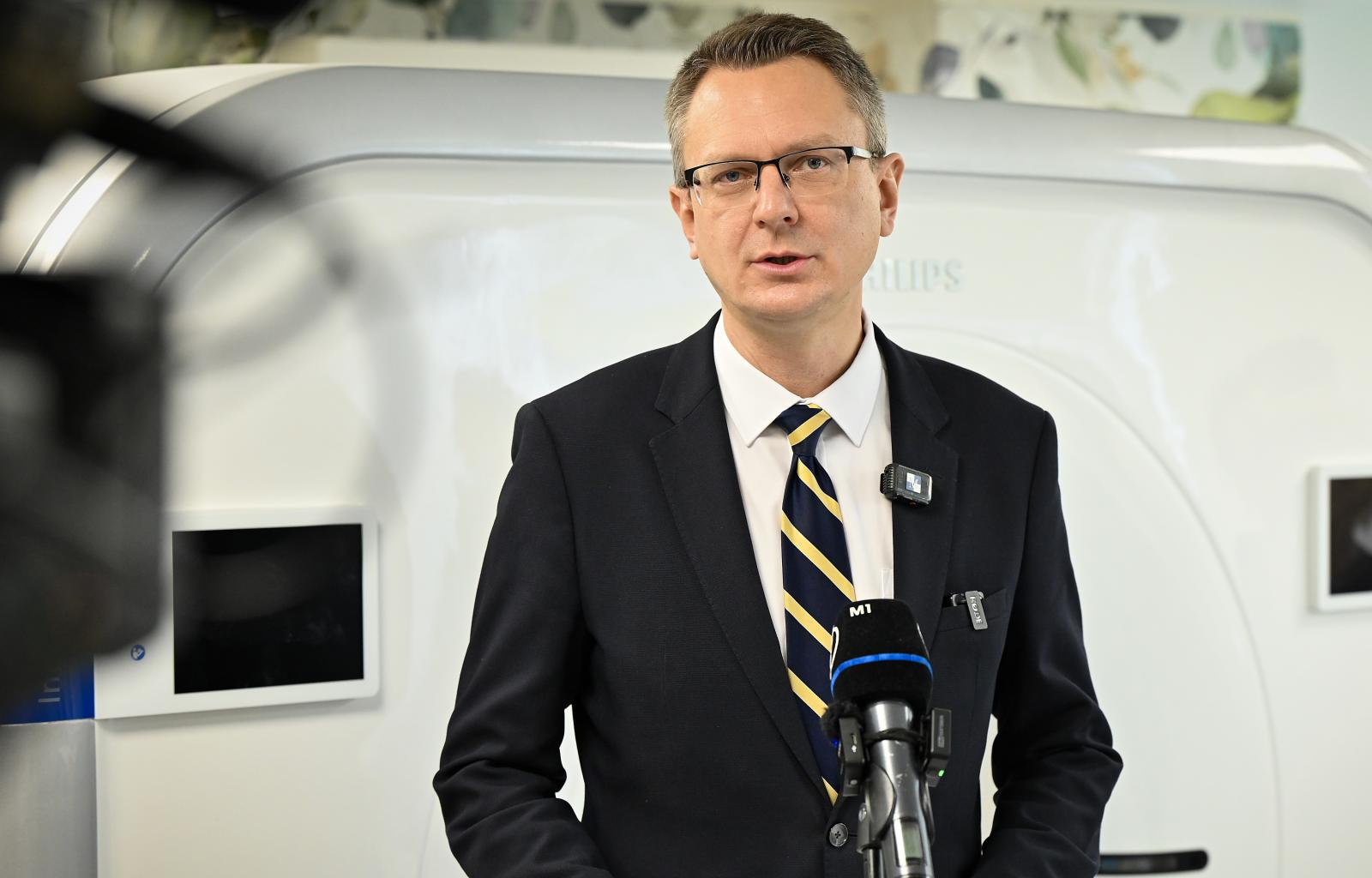 Rétvári Bence: A tiszások a laposföld-hívők vakhitével rendelkező háborútagadók