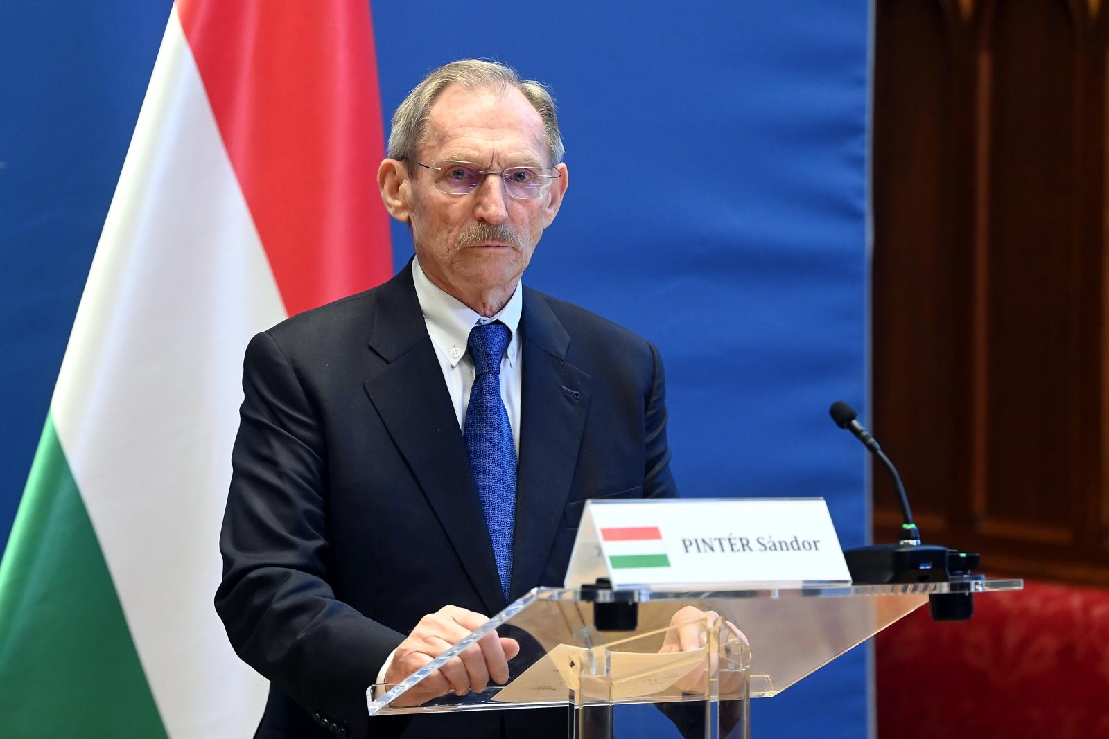 „Mindent megtesz a Belügyminisztérium, hogy blokkolja a számára kényes adatokat”