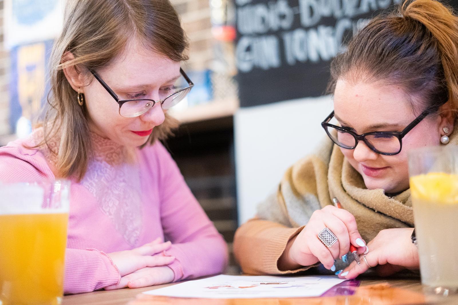 Családi csörte helyett közéleti kvíz – Tudjuk, mi következik: egy Monty Python-maraton, hogy ki tette tönkre az országot az elmúlt 30 évben