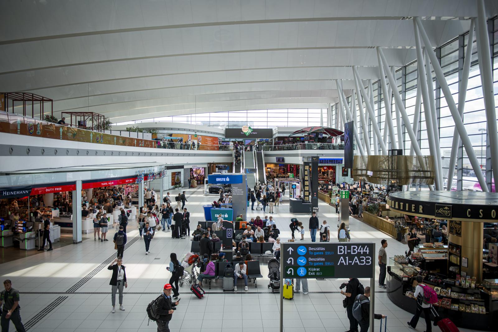 Budapest Airport: eddig 12 járatot töröltek a Liszt Ferenc-repülőtéren