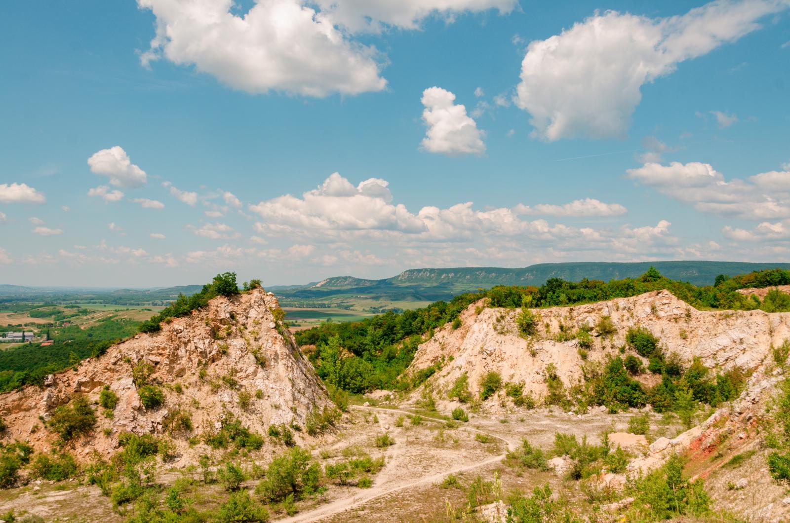 Nem lesz akkumulátor-újrafeldolgozó üzem Pilisjászfalun