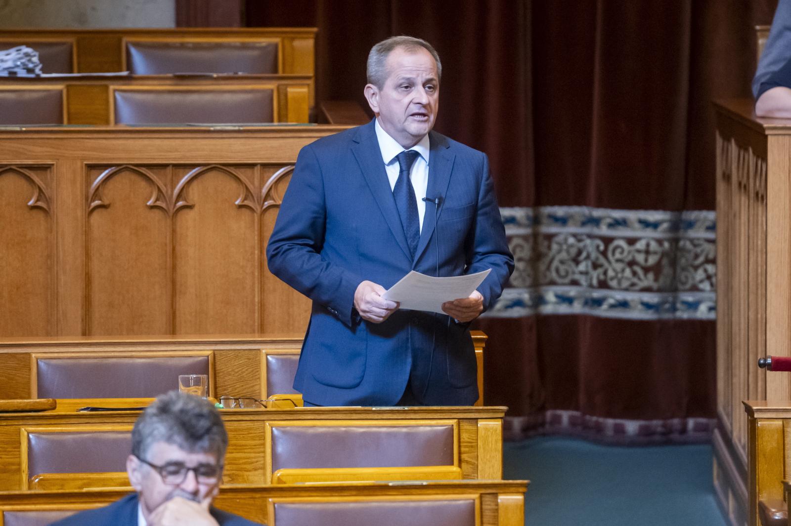 Budai Gyula: Úgy látszik, a bíróságok beálltak Magyar Péter mögé