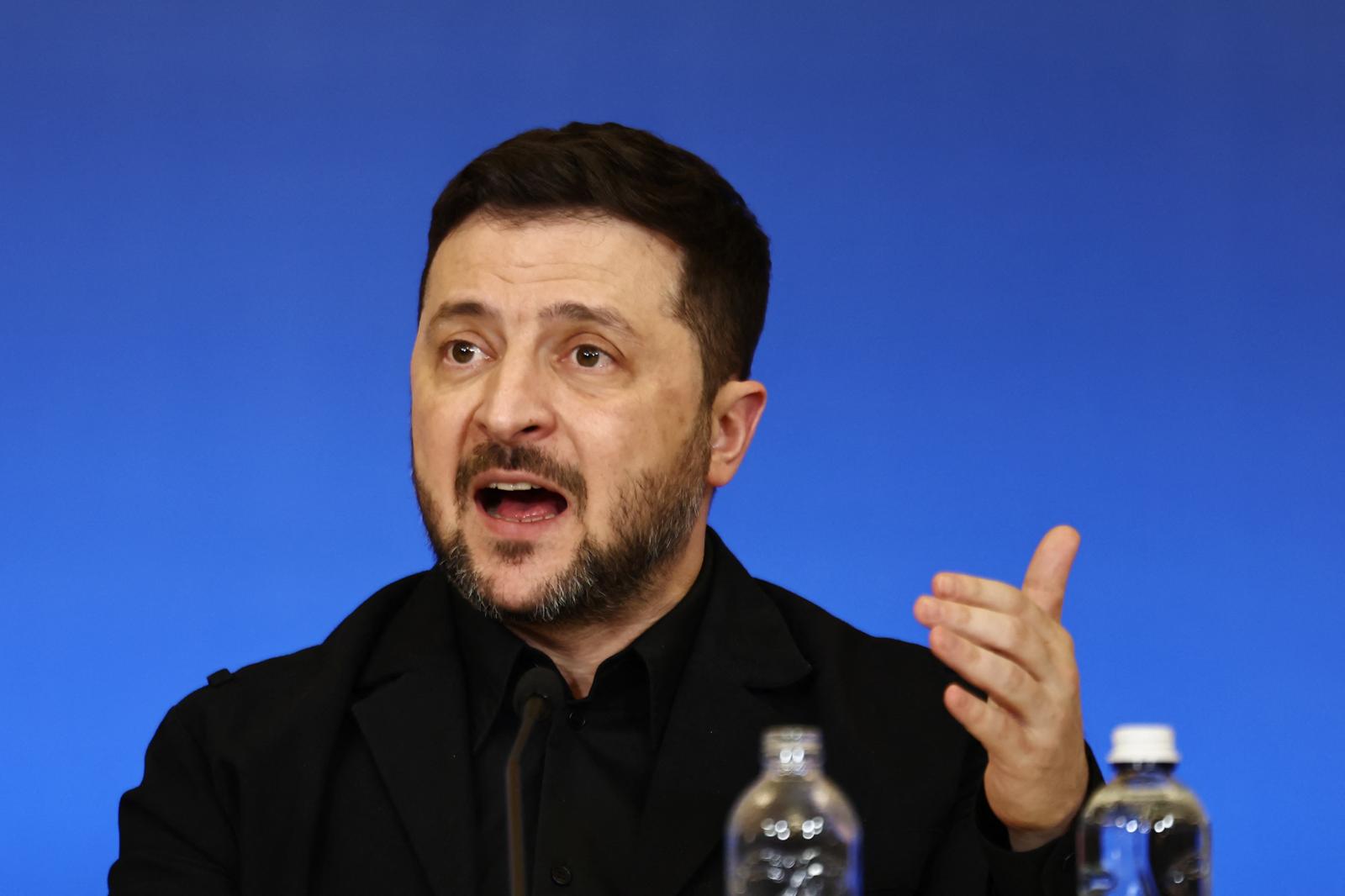 Volodimir Zelenszkij: Orbán Viktor Európában súlytalan, vereséget fog szenvedni a parlamenti választáson