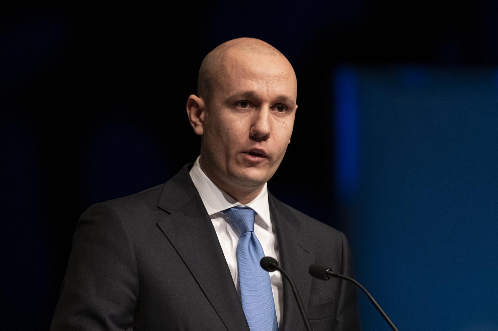 Leszavazták a DK javaslatát a határon túliak szavazati jogának megszüntetéséről