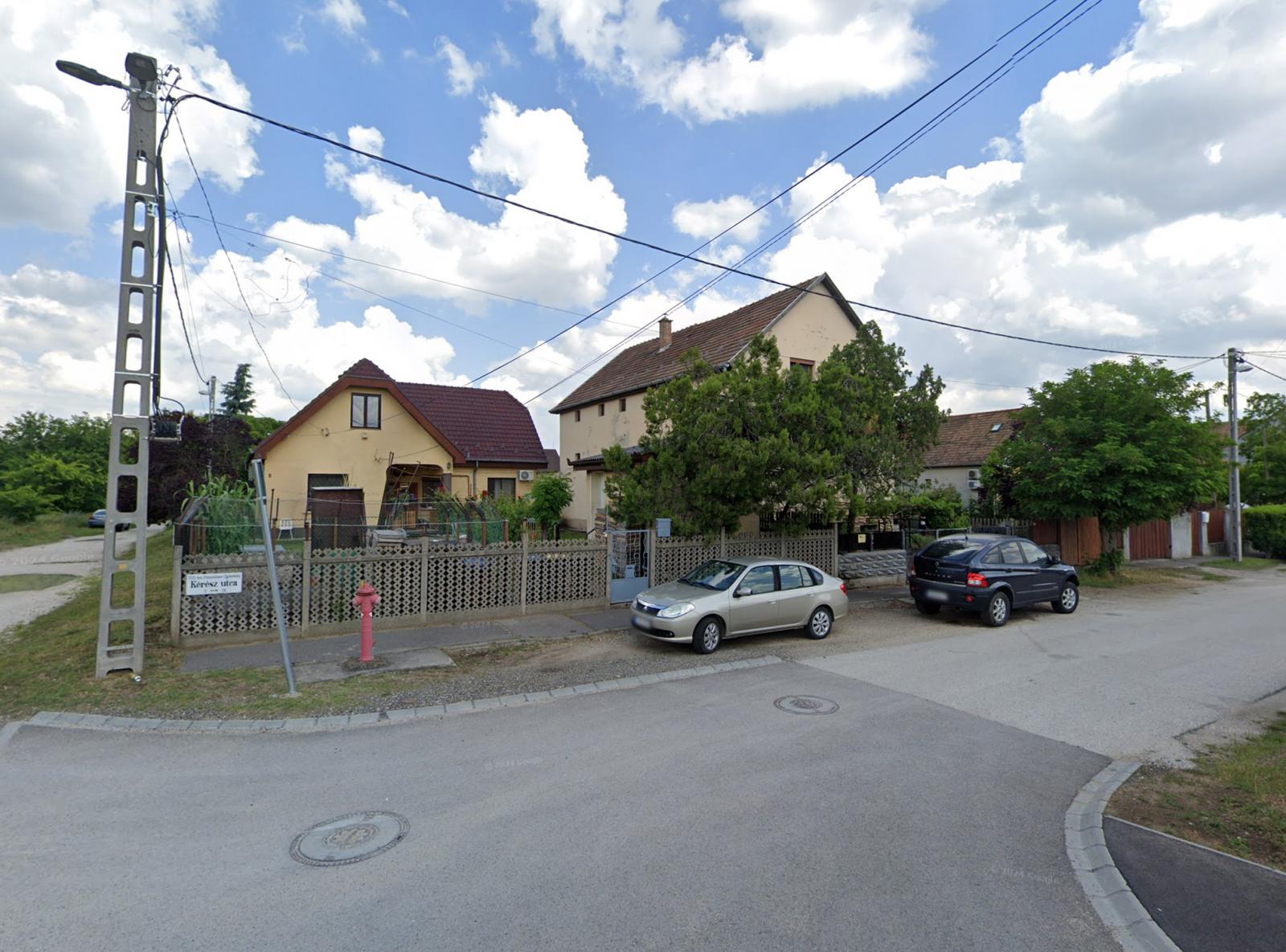 A telep közelében lévő utcákban ütemesen emelkedik
a szennyezés mértéke