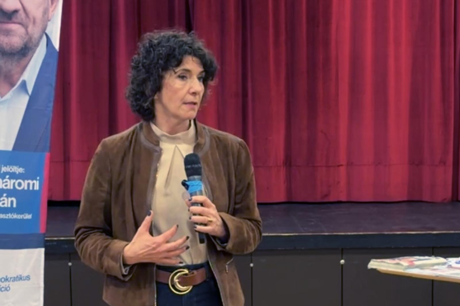 Dobrev Klára szerint reális, hogy a DK kap 10 százaléknyi voksot, ő remegő térdű kormánytagokat akar látni a parlamenti választás után