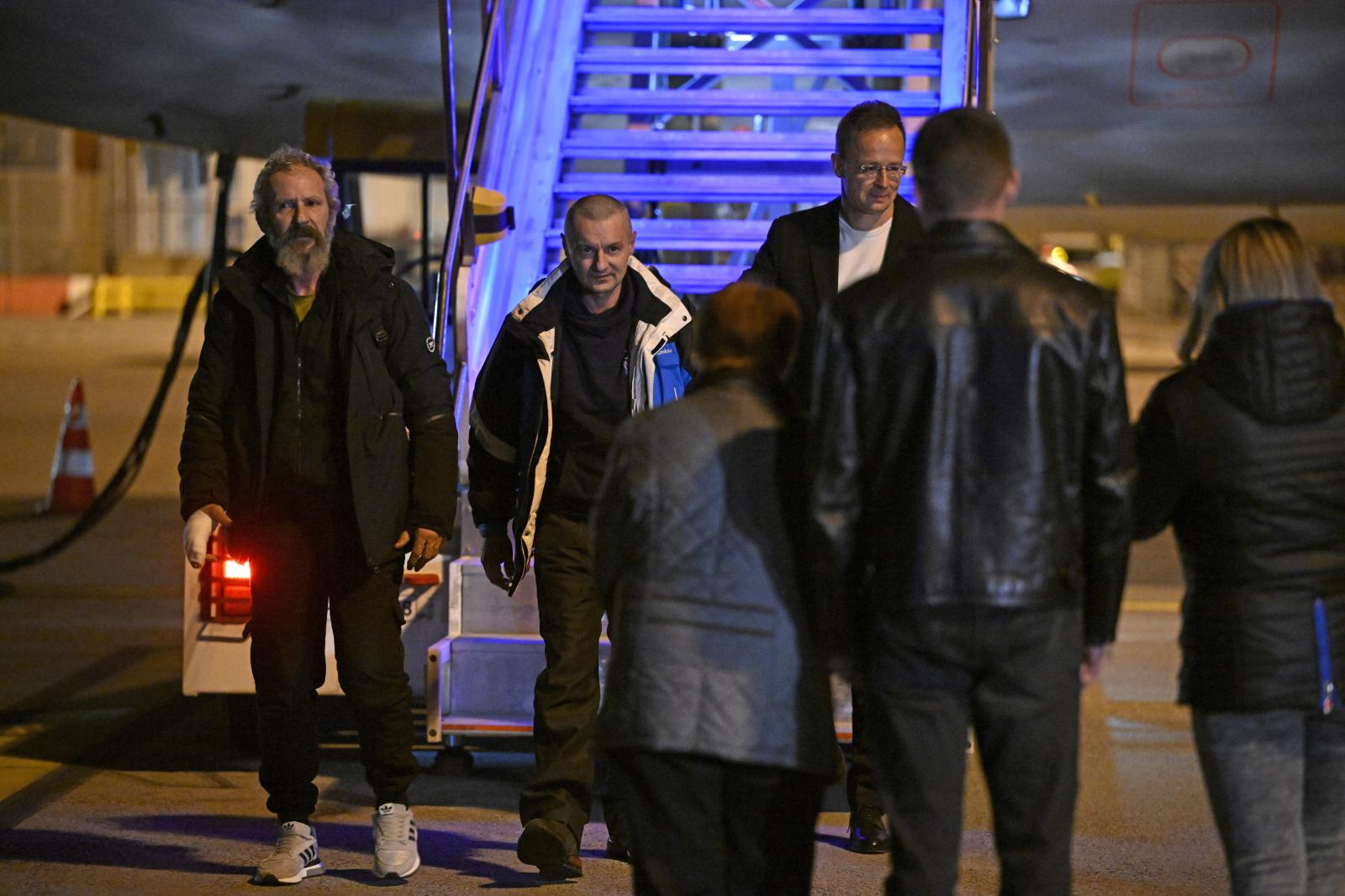 Ukrajna provokációnak tartja, hogy a Putyin-rezsiim átadott két magyar hadifoglyot az Orbán-kormánynak