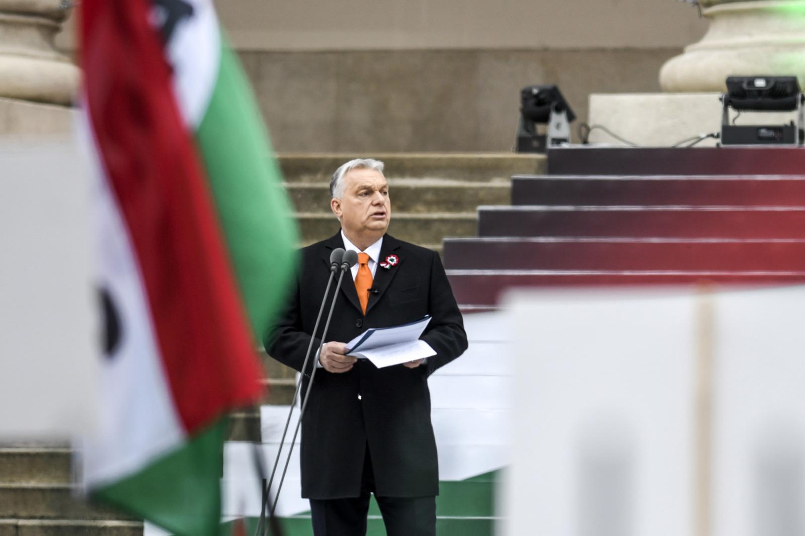 Orbán Viktor a Kossuth téren mond beszédet március 15-én