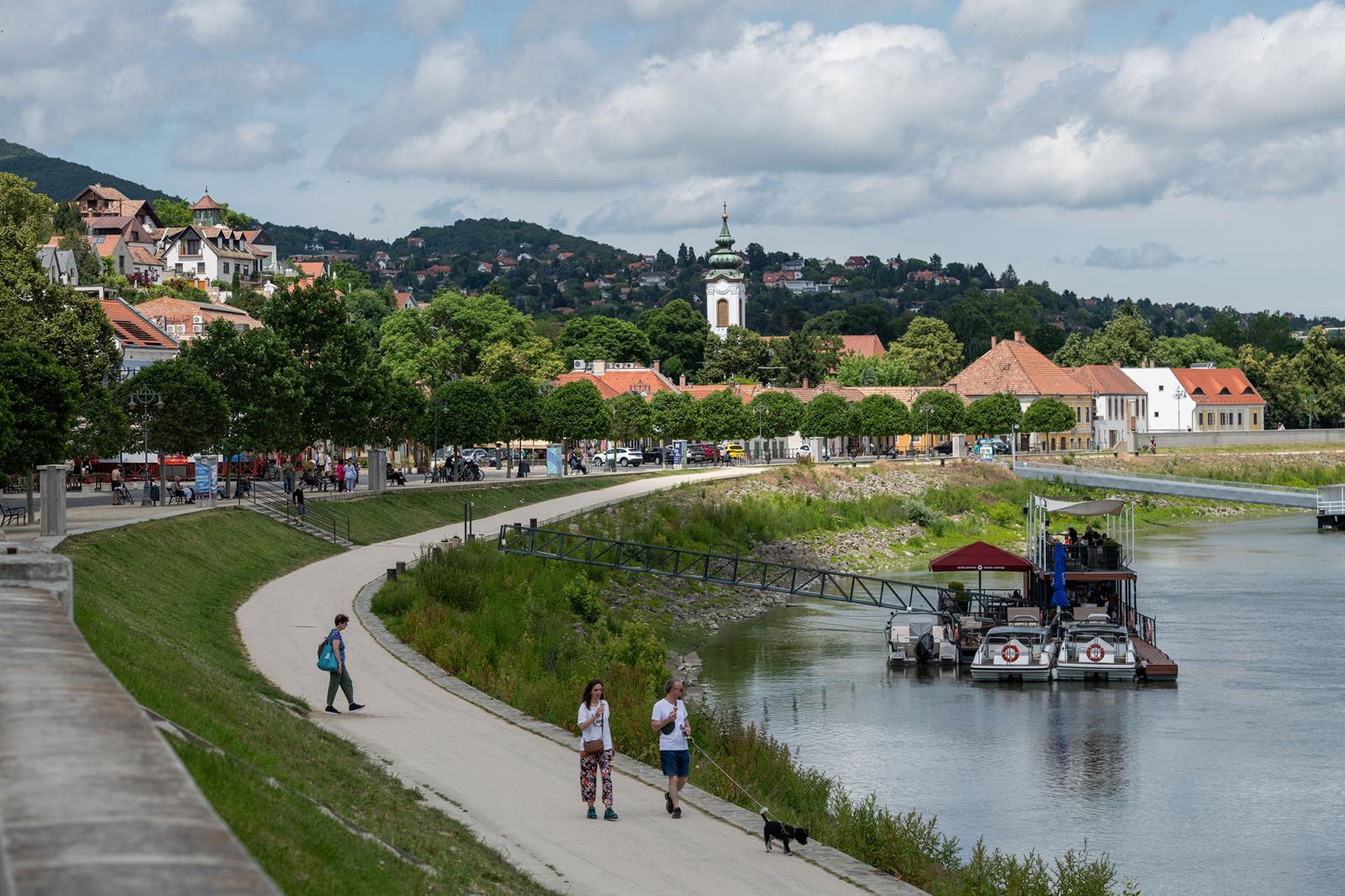 Választás 2026: négy évvel ezelőtt a Fidesz tarolt a Buda környéki körzetekben, idén az ellenzék mind a négy egyéni mandátumot elhozhatja
