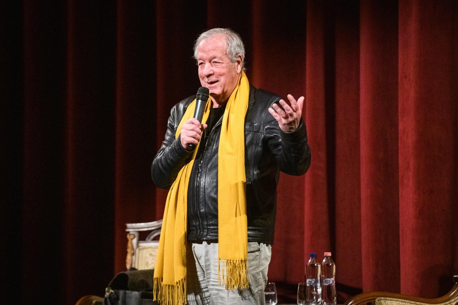 Kényszerű identitásról, feldolgozatlan traumákról is beszél Vámos Miklós új könyvében