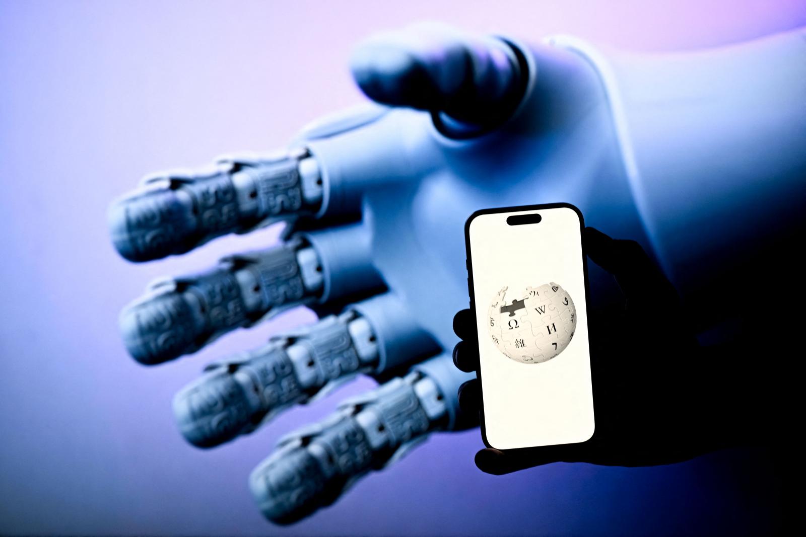 Már nem ciki a Wikipédia, ahogyan okosodnak a robotok, egyre kevésbé bízunk bennük