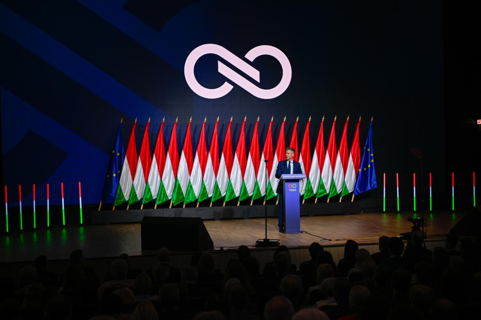 Az NVB szombaton nyilvántartásba vette a Tisza és a kétfarkúak országos listáját is, úgy tűnik, egy párt az utolsó pillanatban bukja az indulást