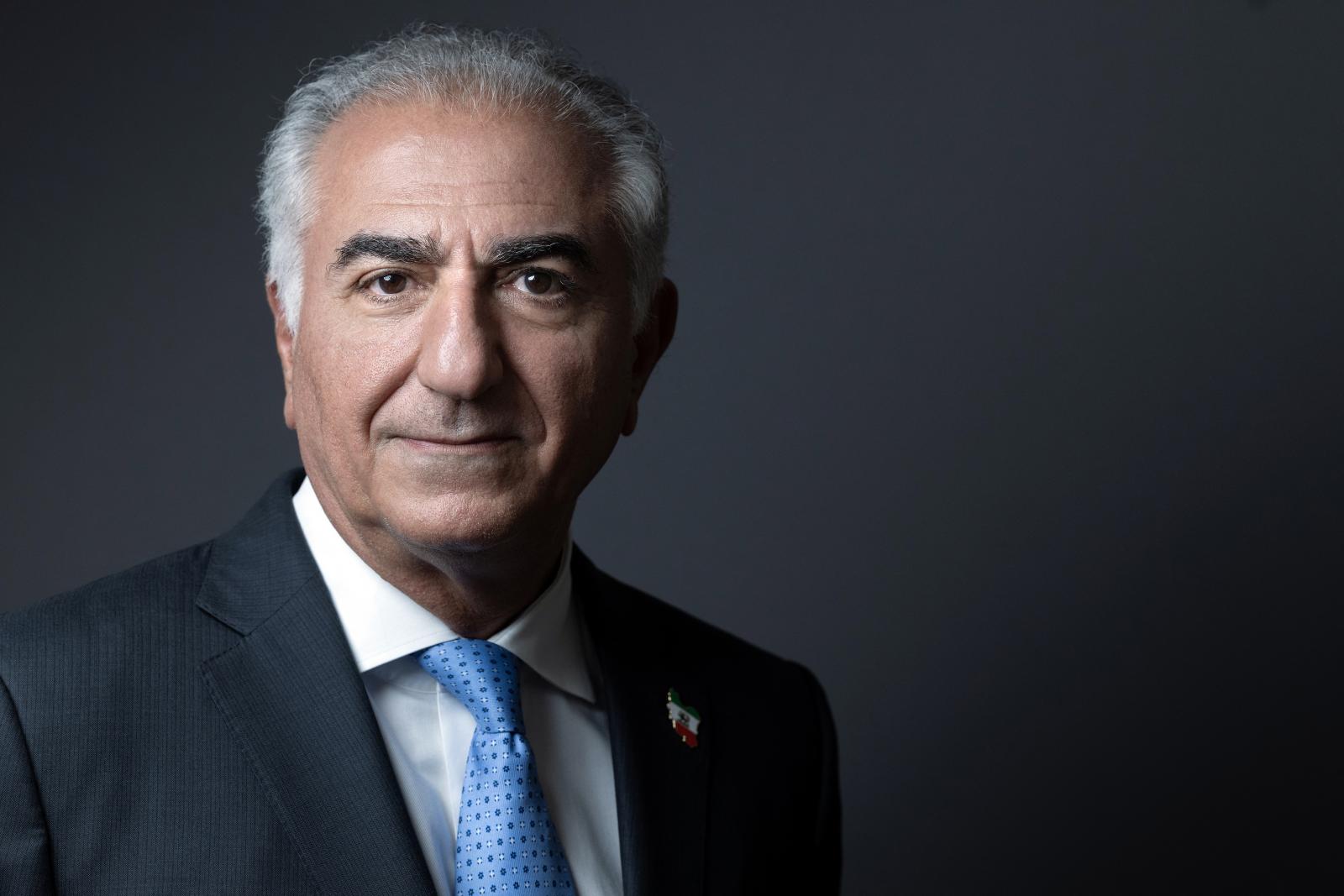 Reza Pahlavi iráni trónörökös a Népszavának: Nincsenek vezetői törekvéseim, évtizedek óta világi demokráciát akarok
