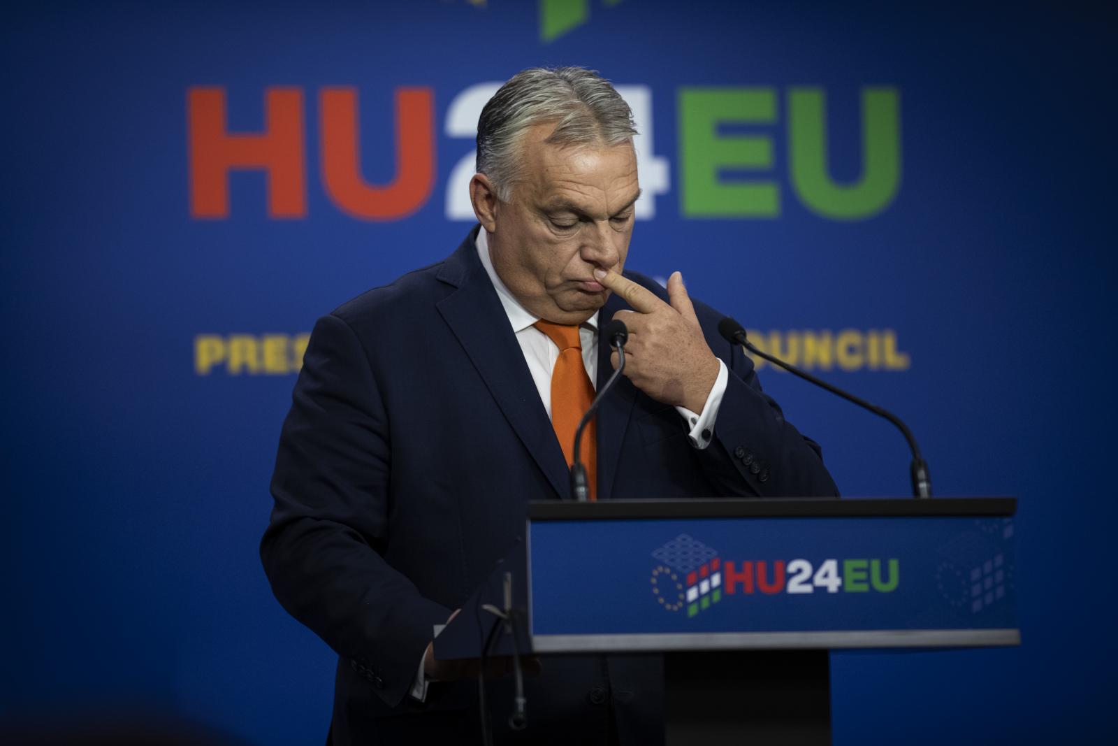 Levélben panaszkodik az Orbán-kormány az Európai Bizottságnak, hogy nem jön a pénz