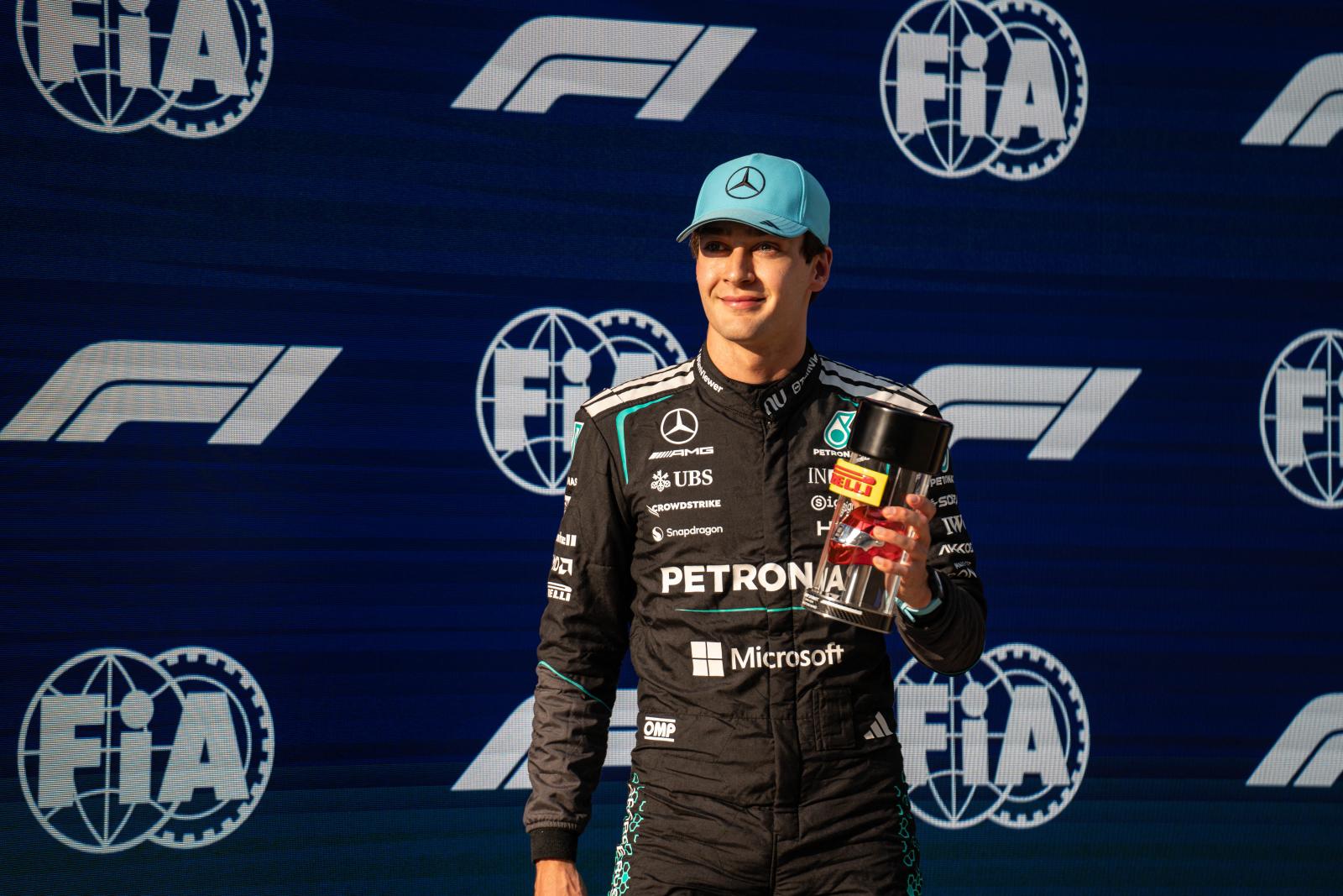 Russell nyerte a sanghaji sprintfutamot