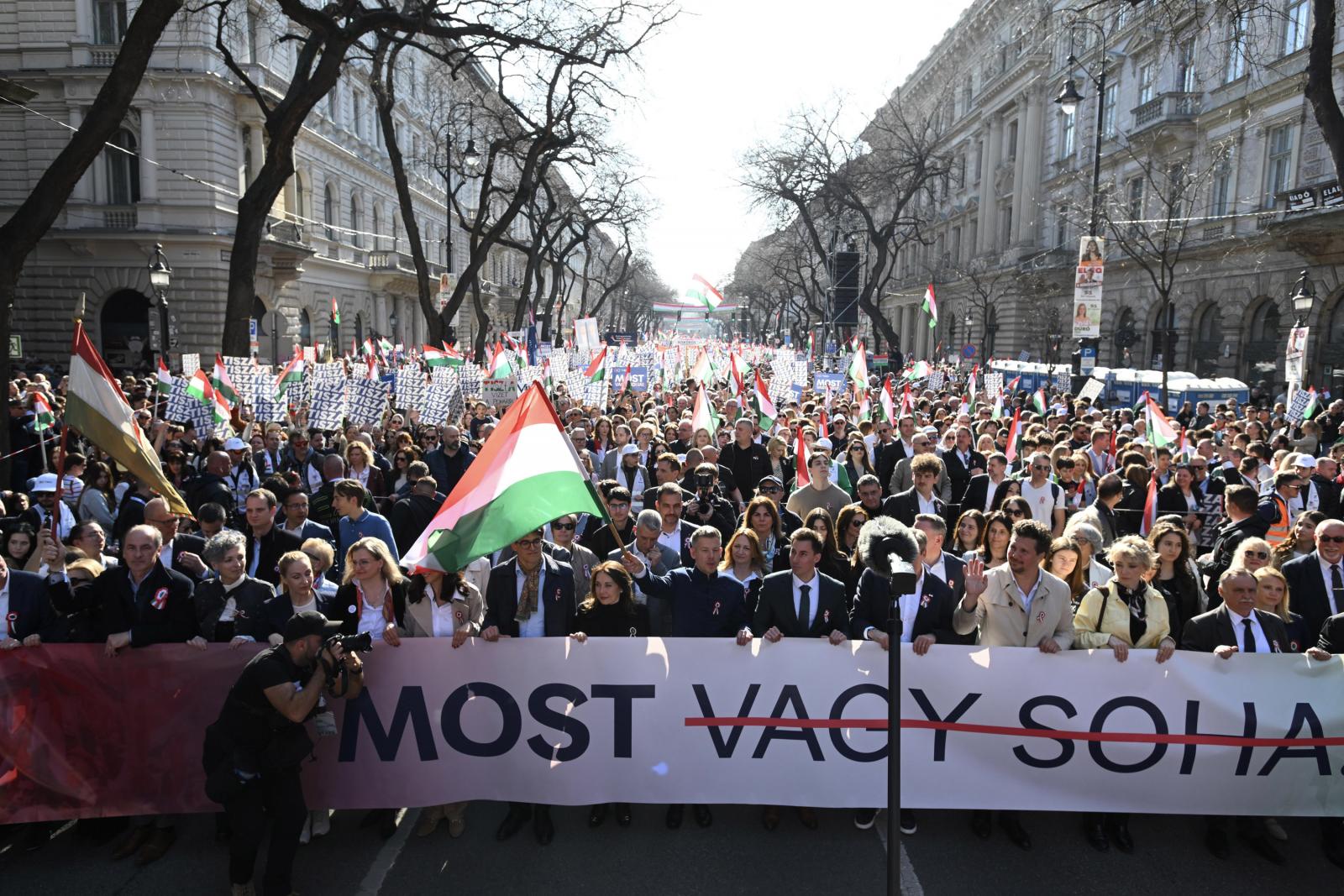 Nemzeti Menet - Tisza Párt