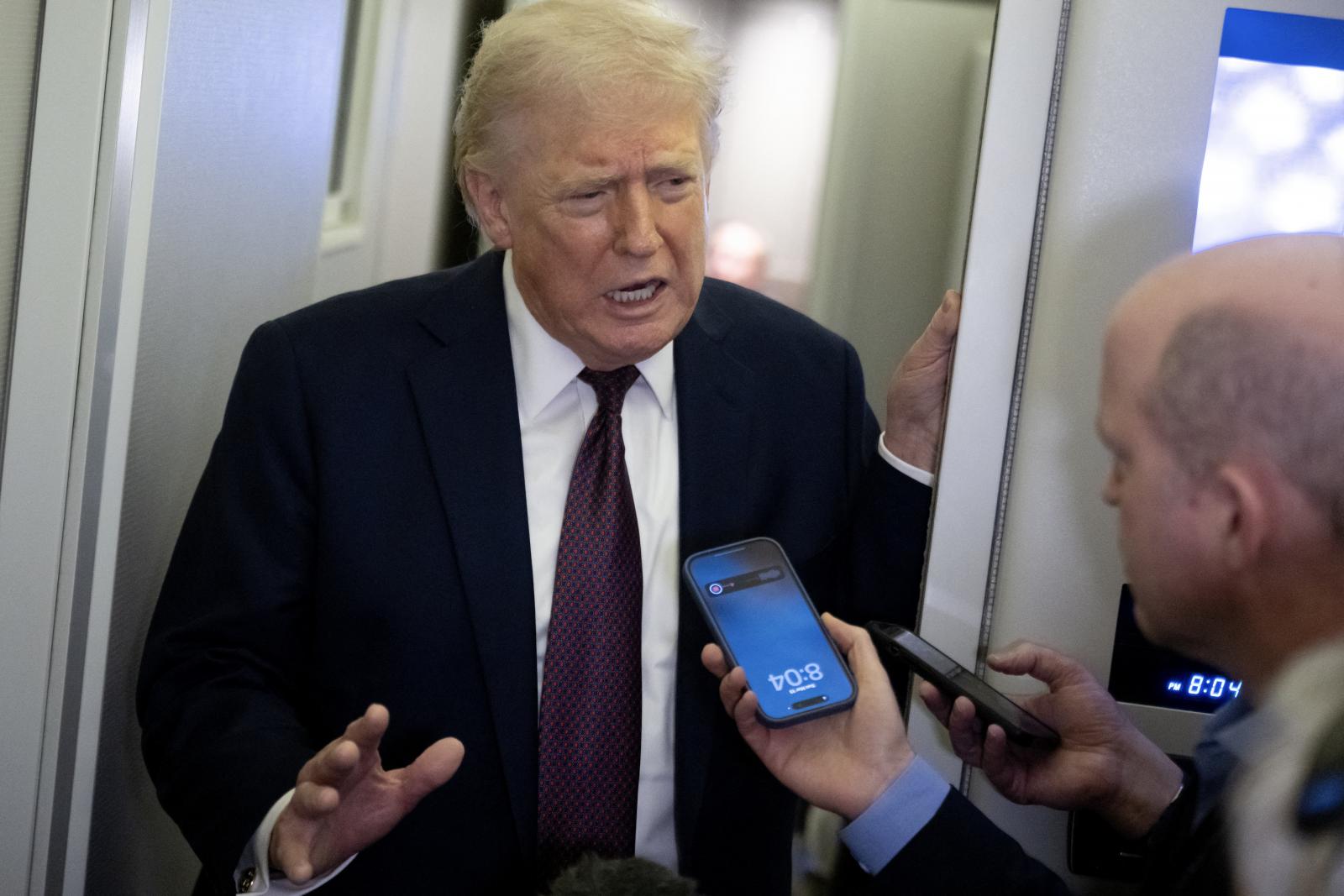 Donald Trump féltucat országot szólított fel, hogy biztosítsák a Hormuzi-szoros forgalmát