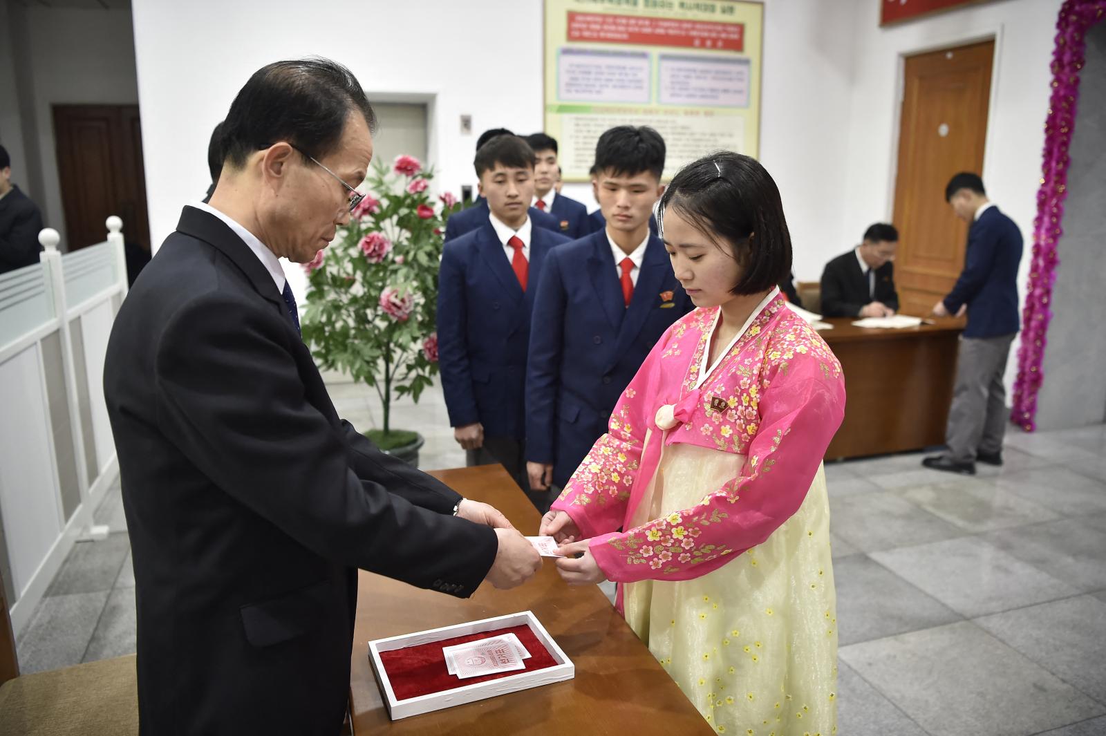 99,99 százalékos a részvételi arány az észak-koreai választáson