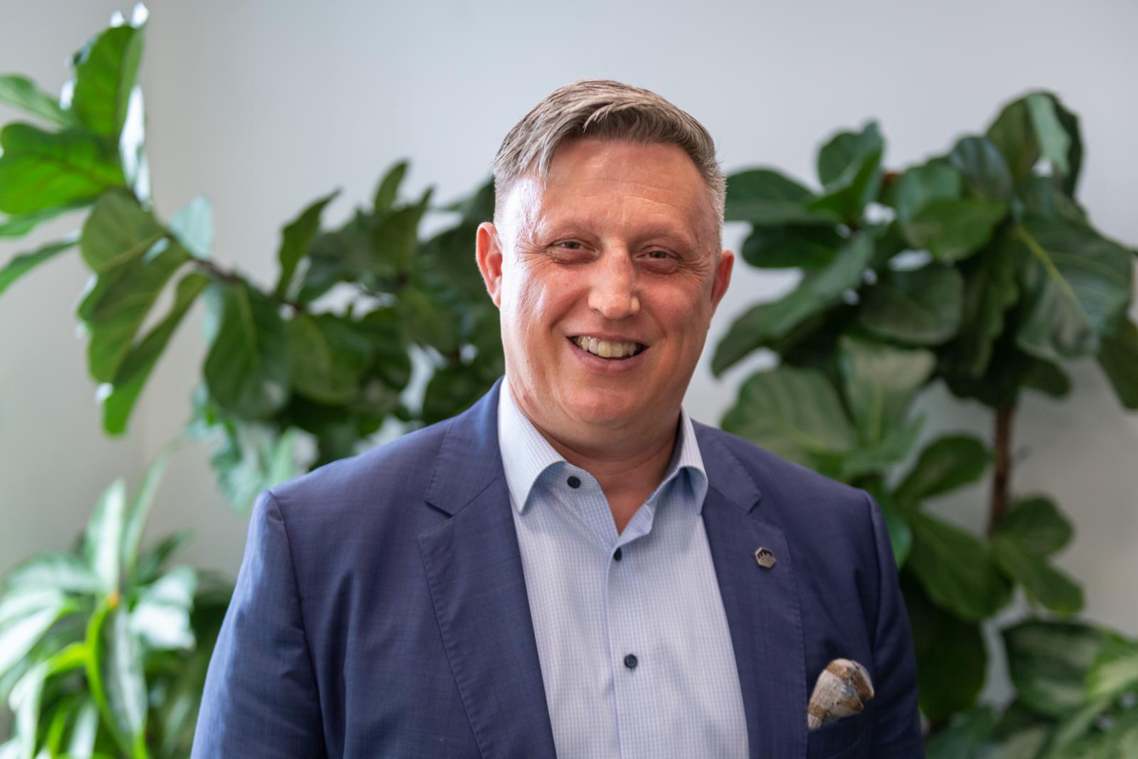 Megszüntették az eljárást a nőverő exfideszes EP-képviselő, Győrffy Balázs ellen