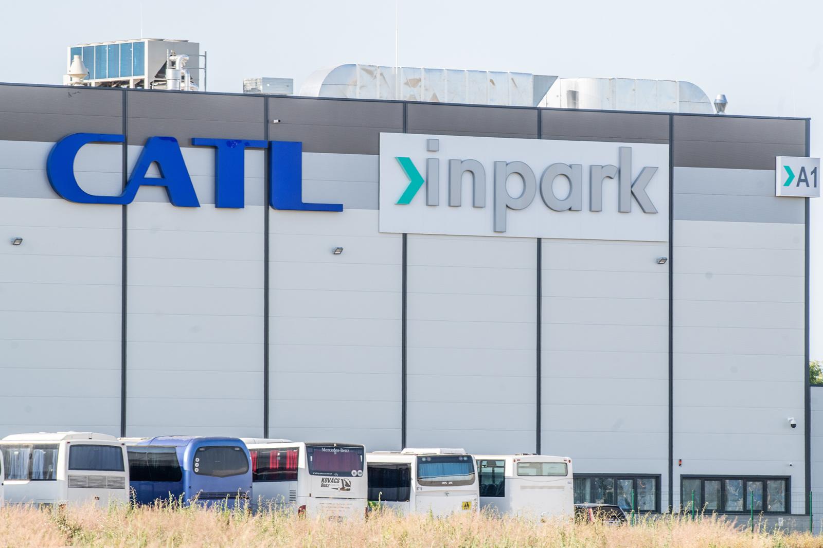 A kormányhivatal elismerte, a CATL debreceni akkugyárában engedély nélkül tároltak veszélyes anyagokat