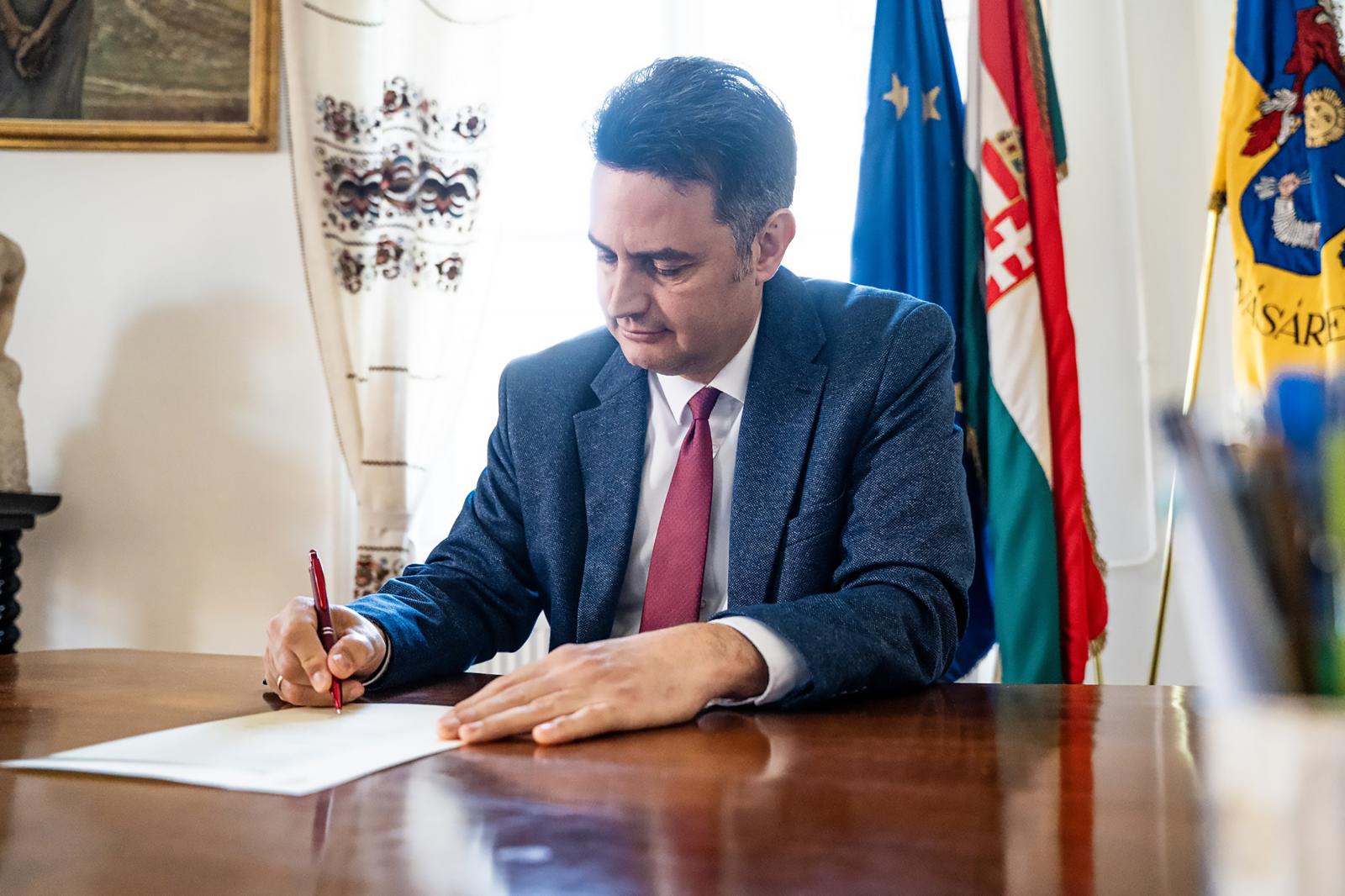 Márki-Zay Péter teázni hívta a hamarosan Hódmezővásárhelyre látogató Orbán Viktort